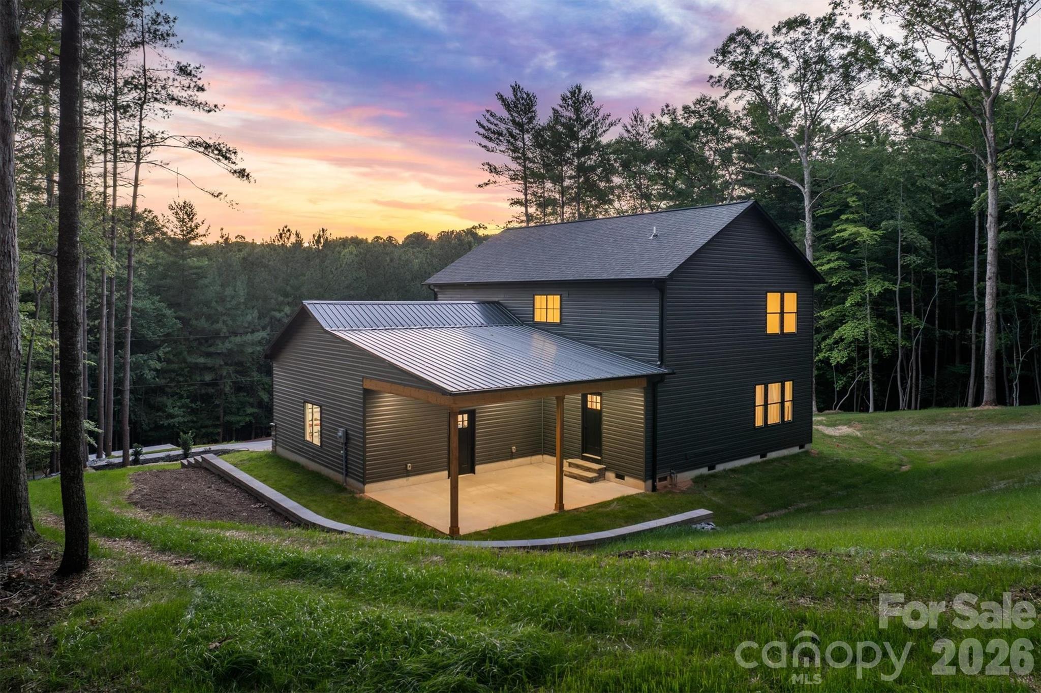 5676 MARBLESTONE Drive — Granite Falls