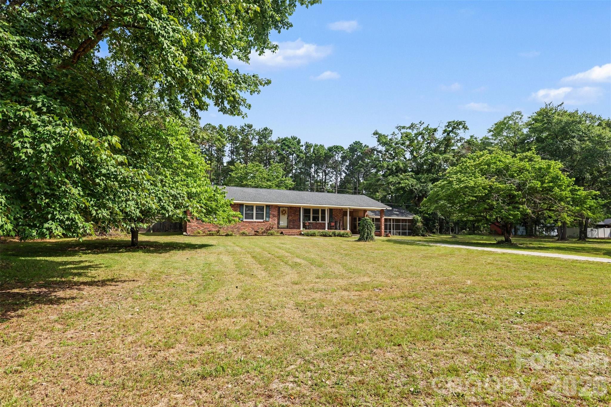 6774 Woodhaven Road — Kershaw