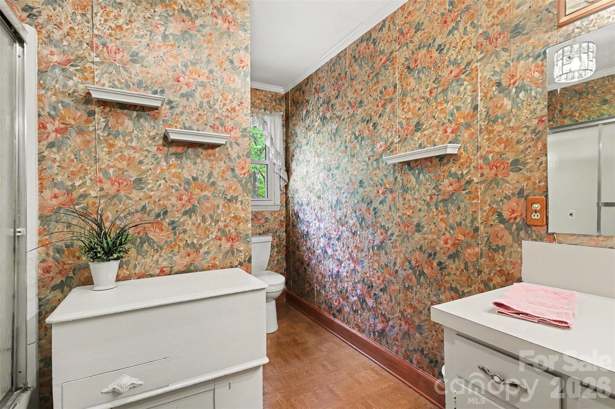 6774 Woodhaven Road — Kershaw