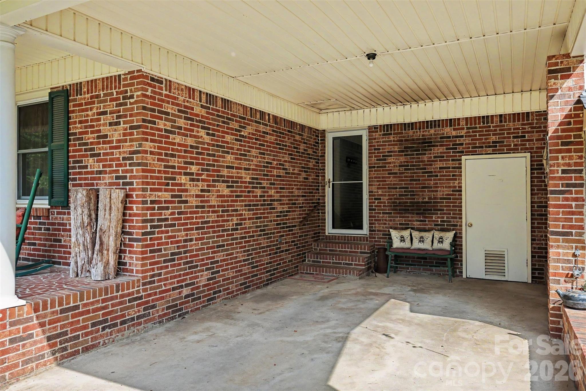 6774 Woodhaven Road — Kershaw