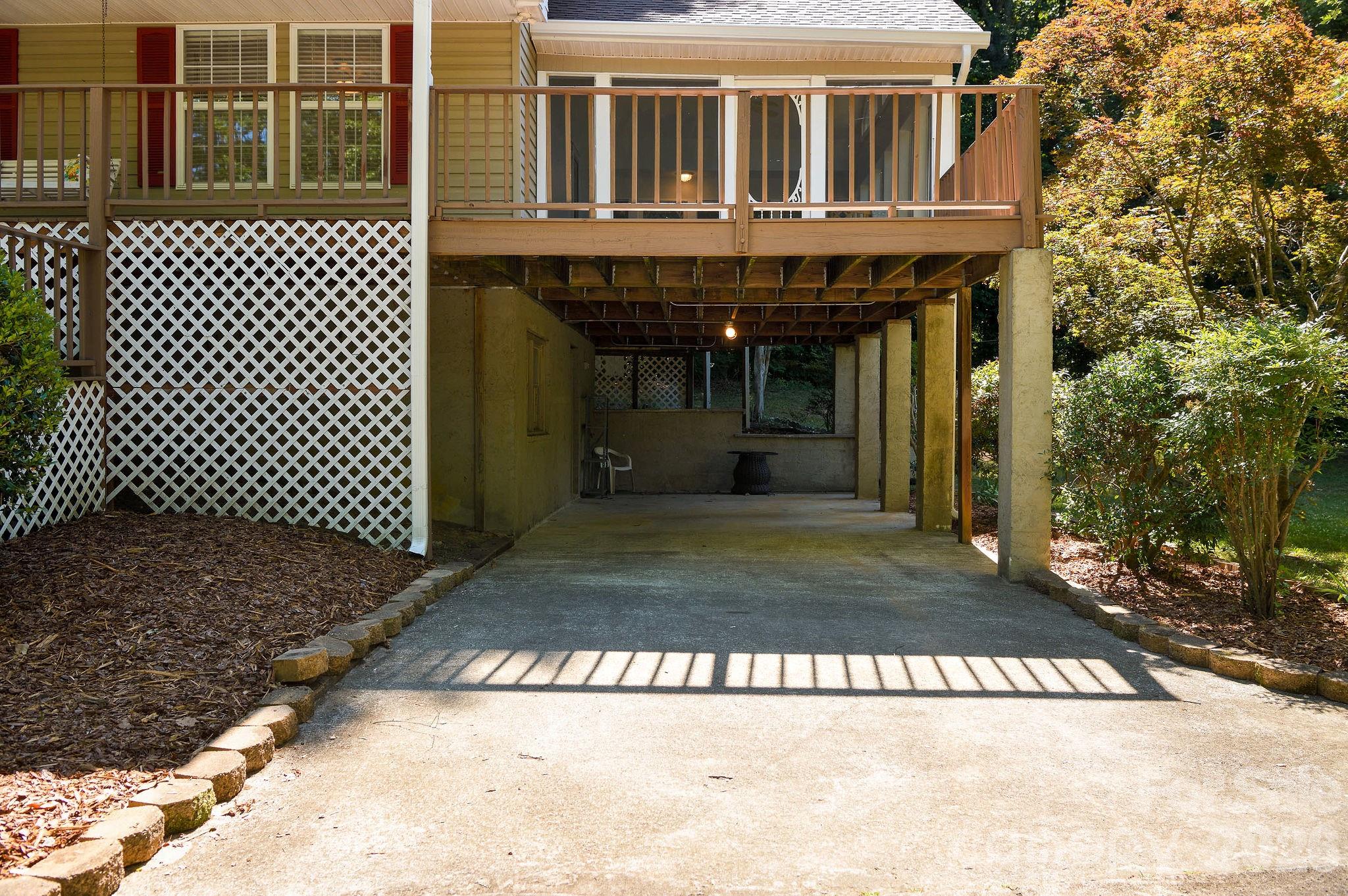 135 Brookhaven Lane — Advance