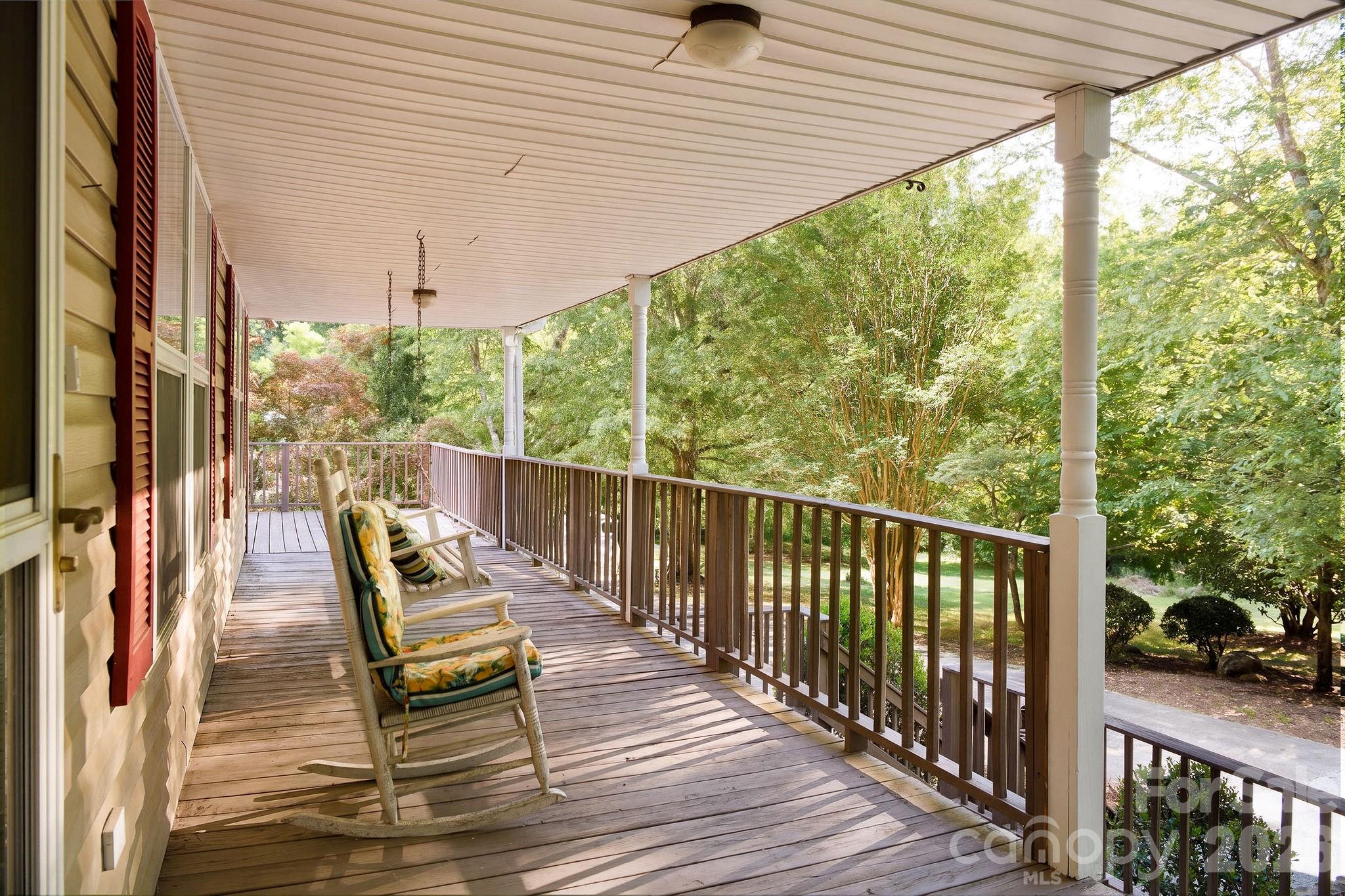 135 Brookhaven Lane — Advance