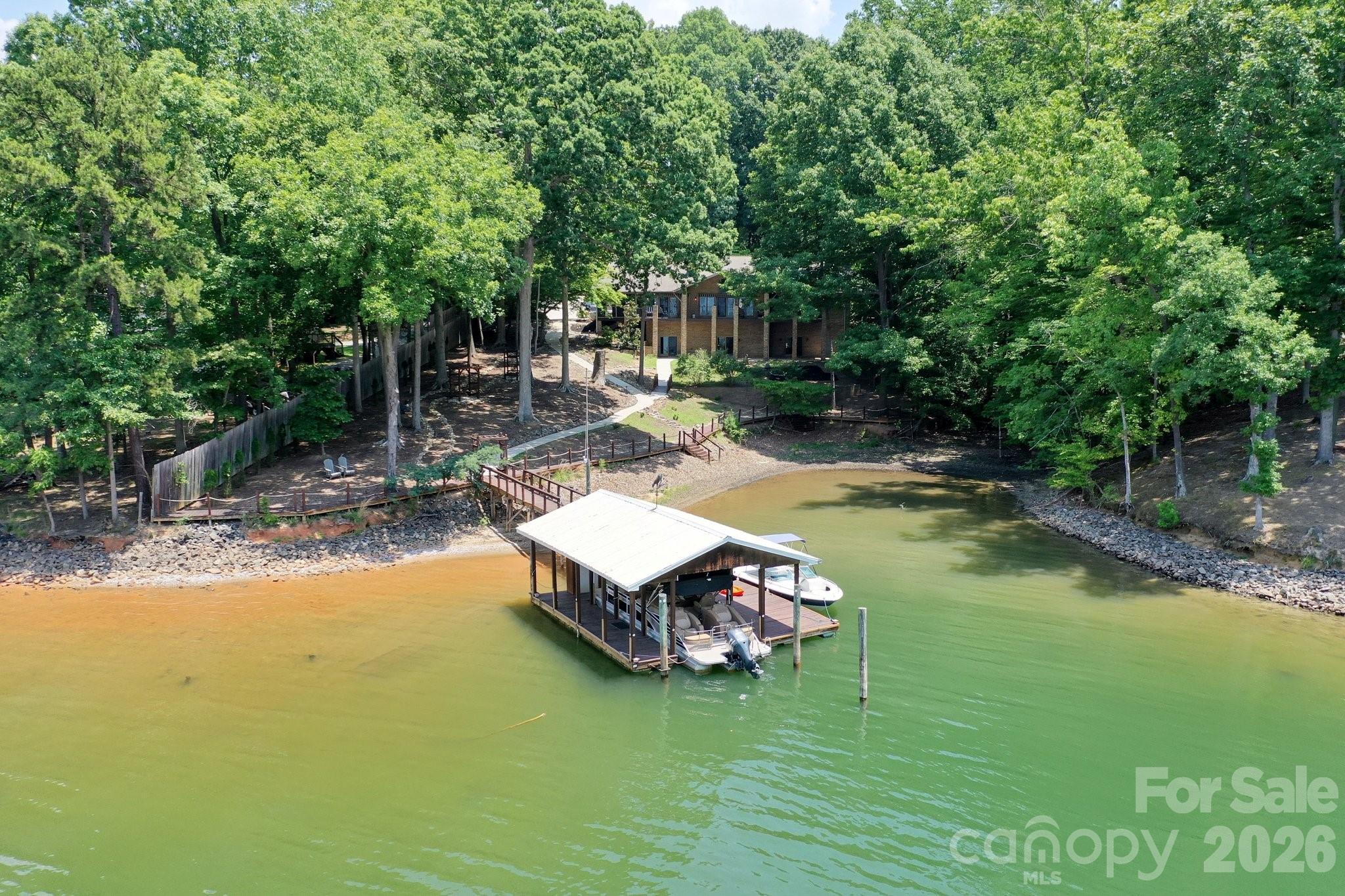105 Quail Lane — Mooresville