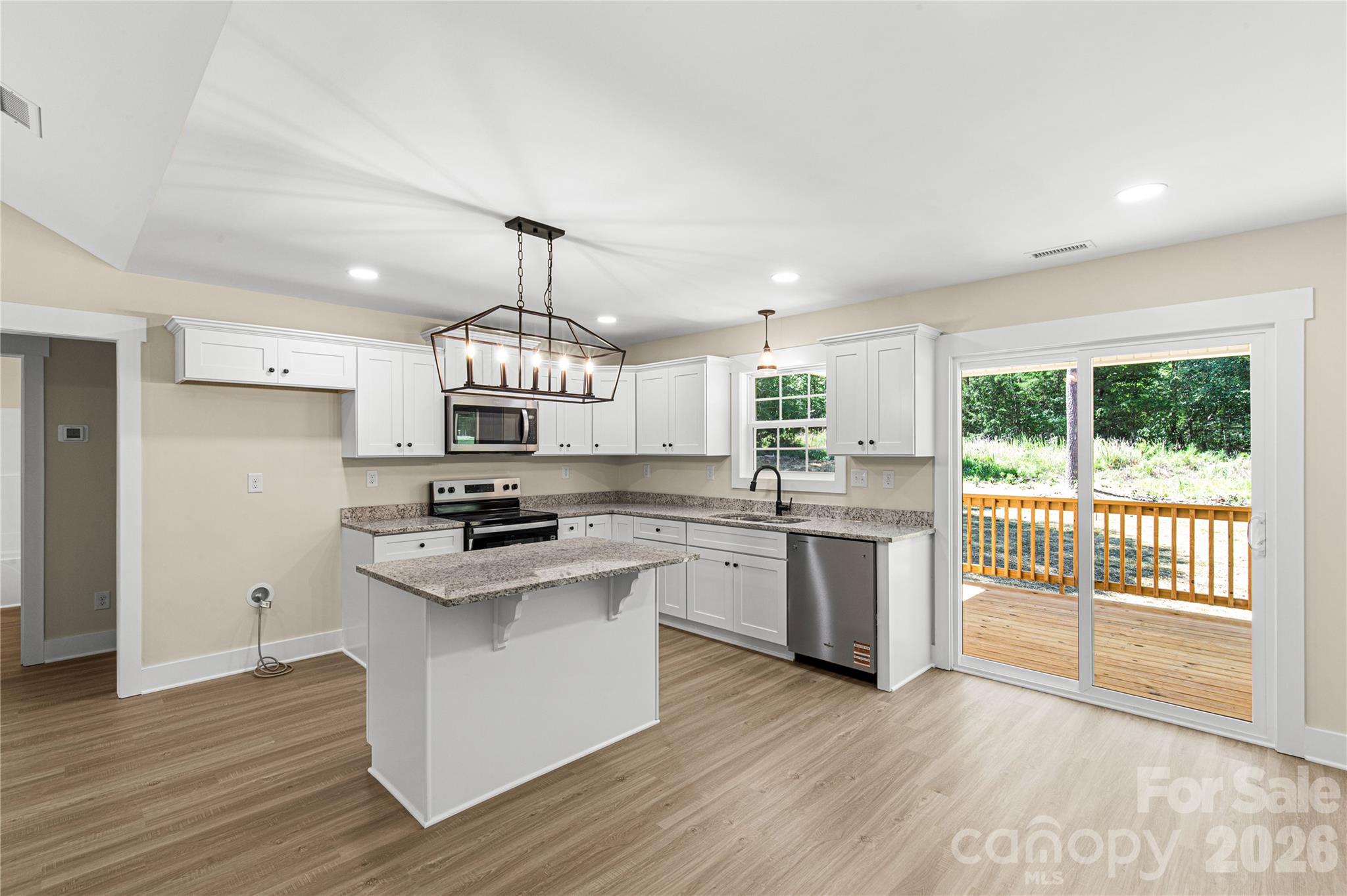 1425 Mack Drive — McConnells