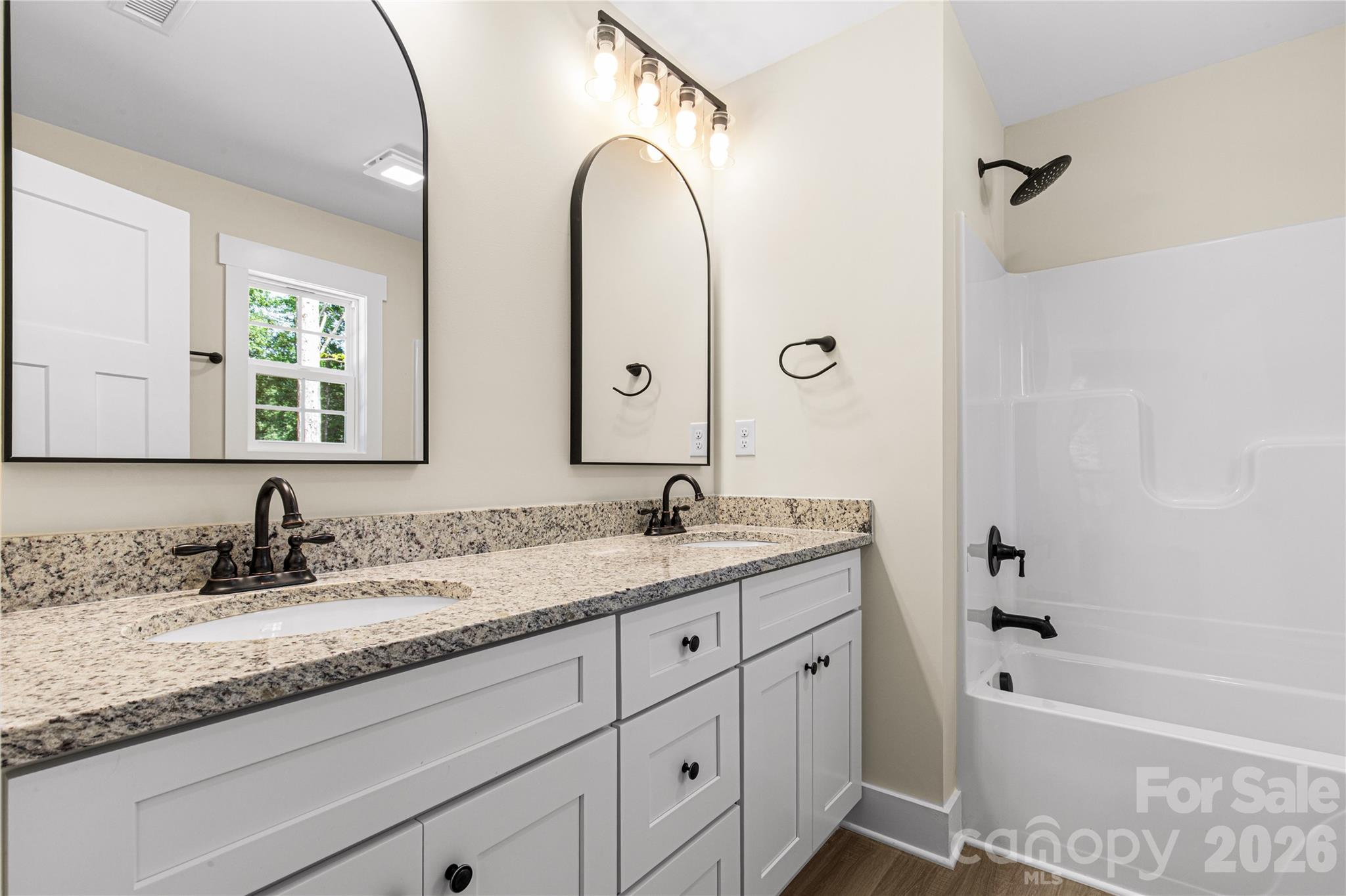 1425 Mack Drive — McConnells