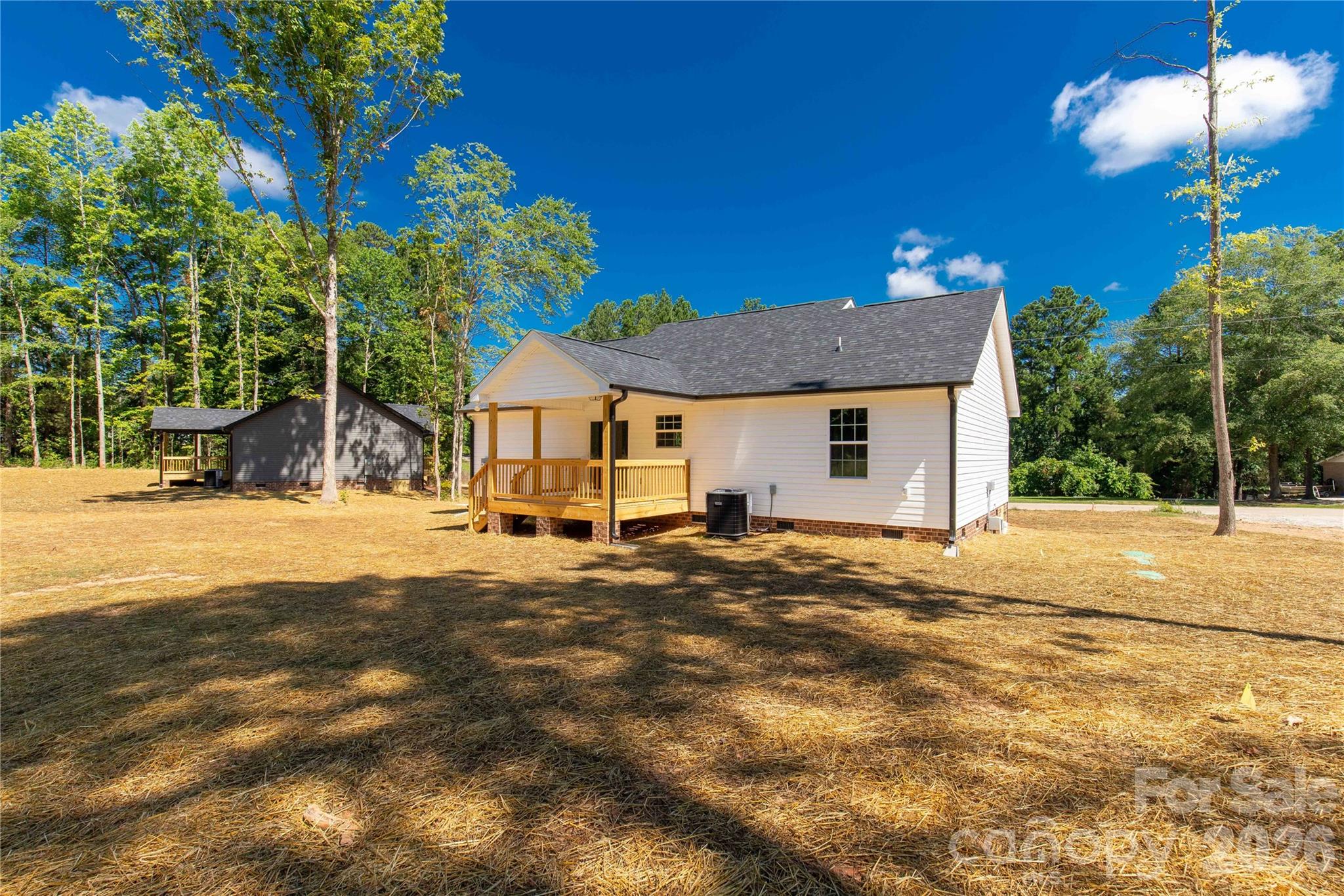 1425 Mack Drive — McConnells