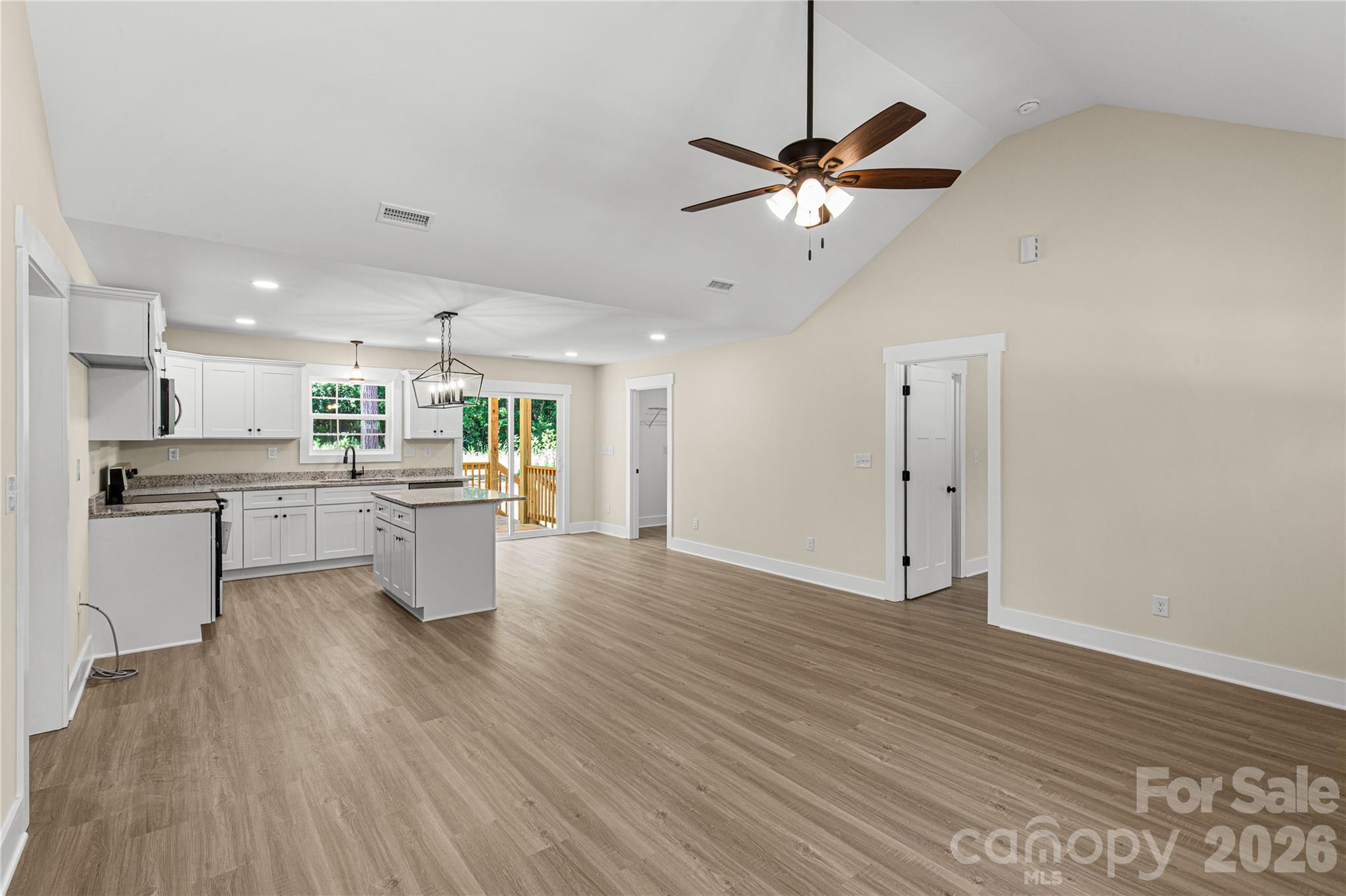 1425 Mack Drive — McConnells