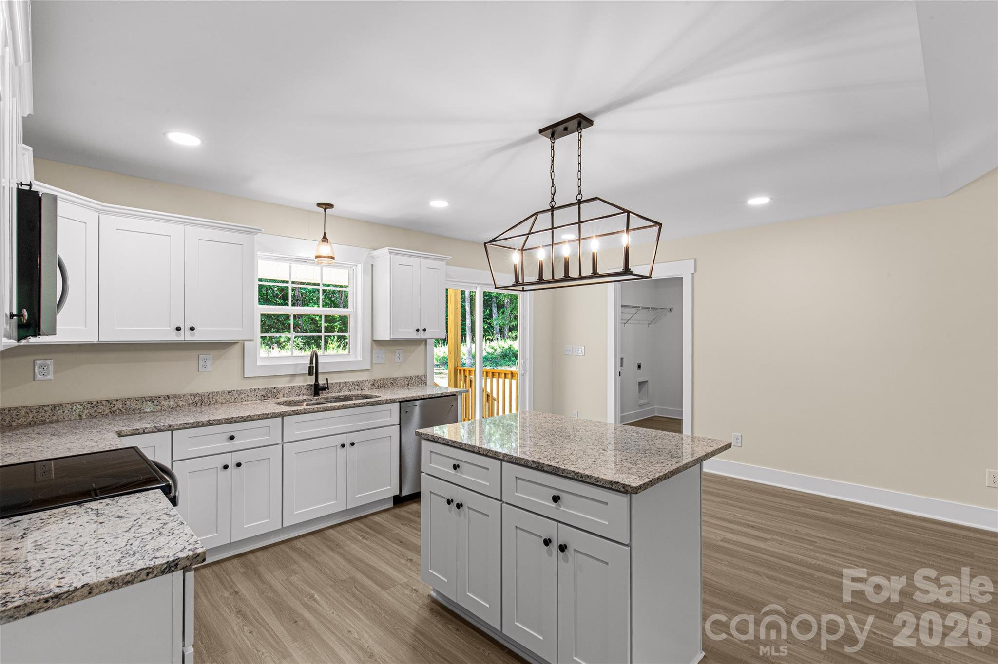 1425 Mack Drive — McConnells