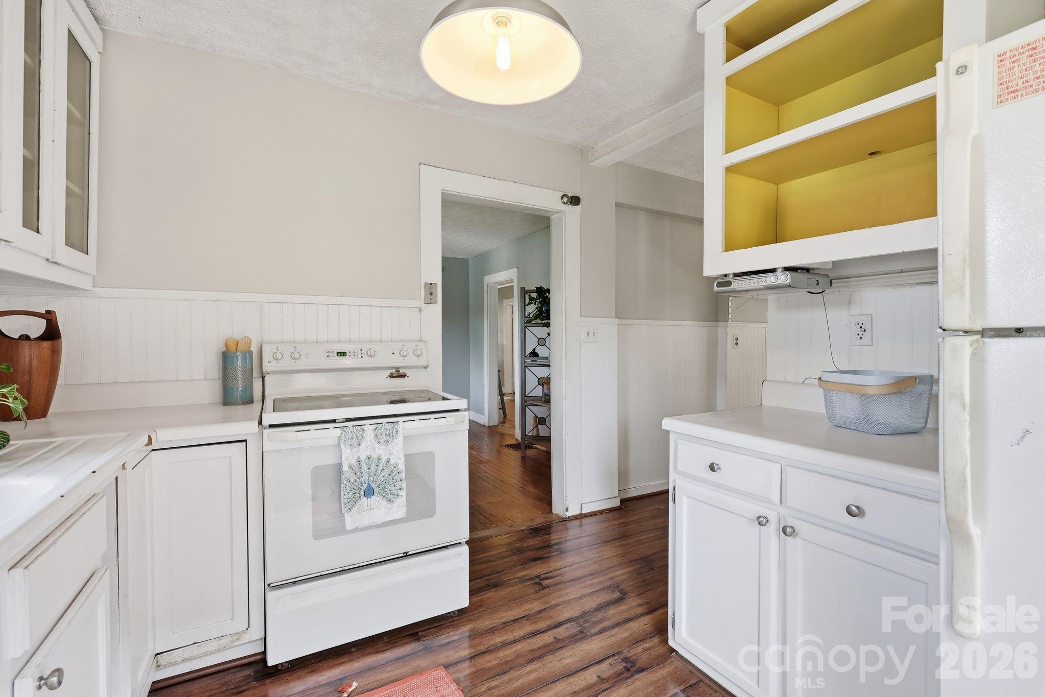 21 Clemmons Street — Asheville