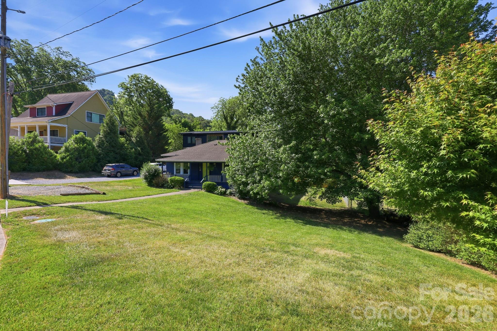 21 Clemmons Street — Asheville