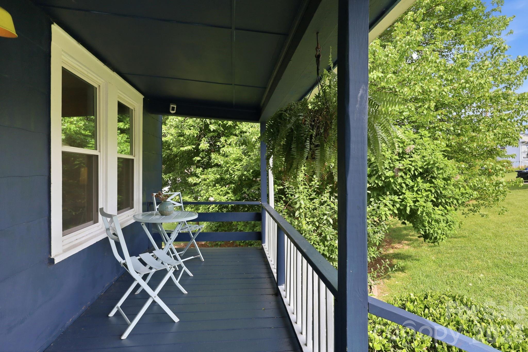 21 Clemmons Street — Asheville