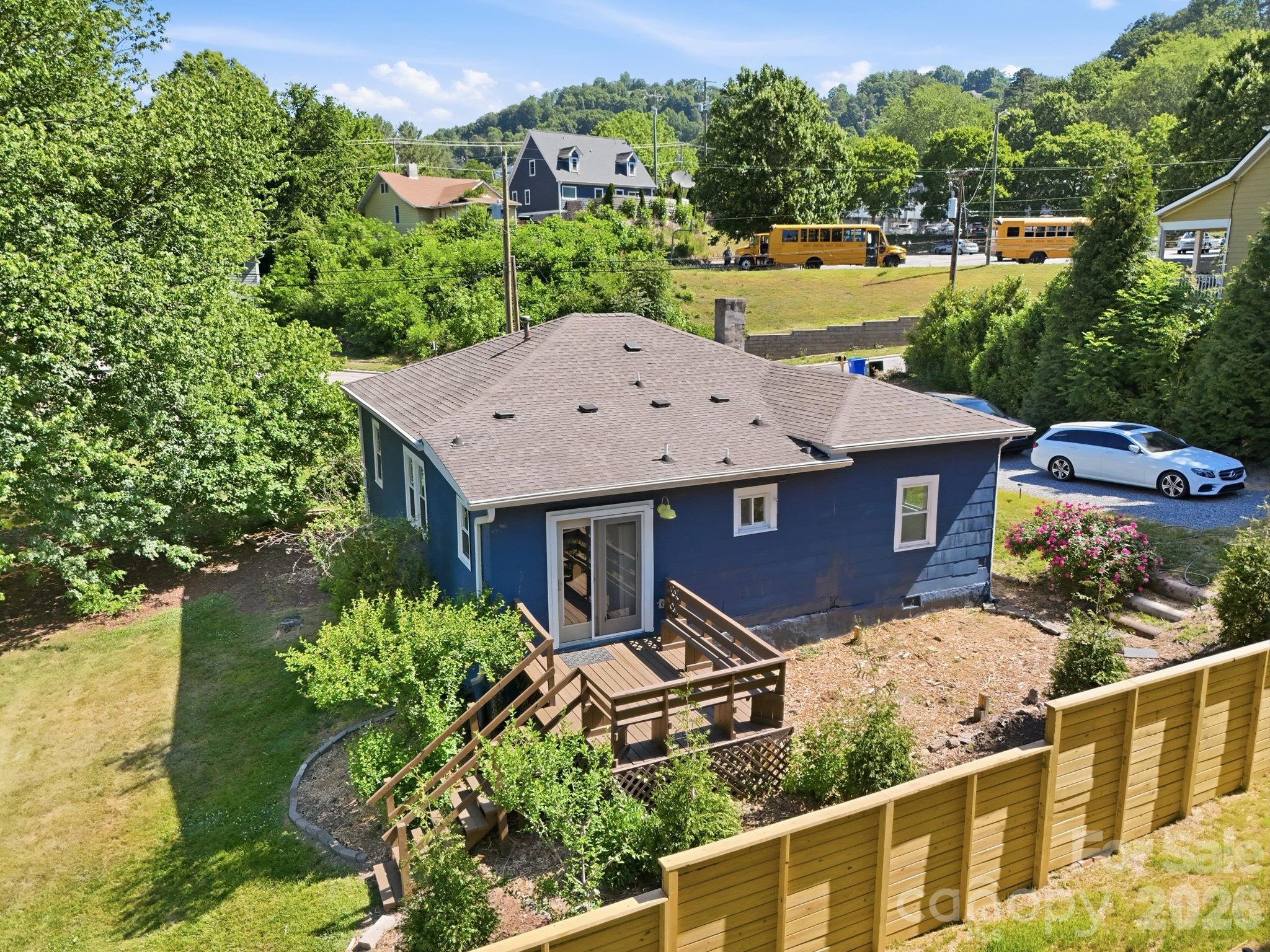 21 Clemmons Street — Asheville