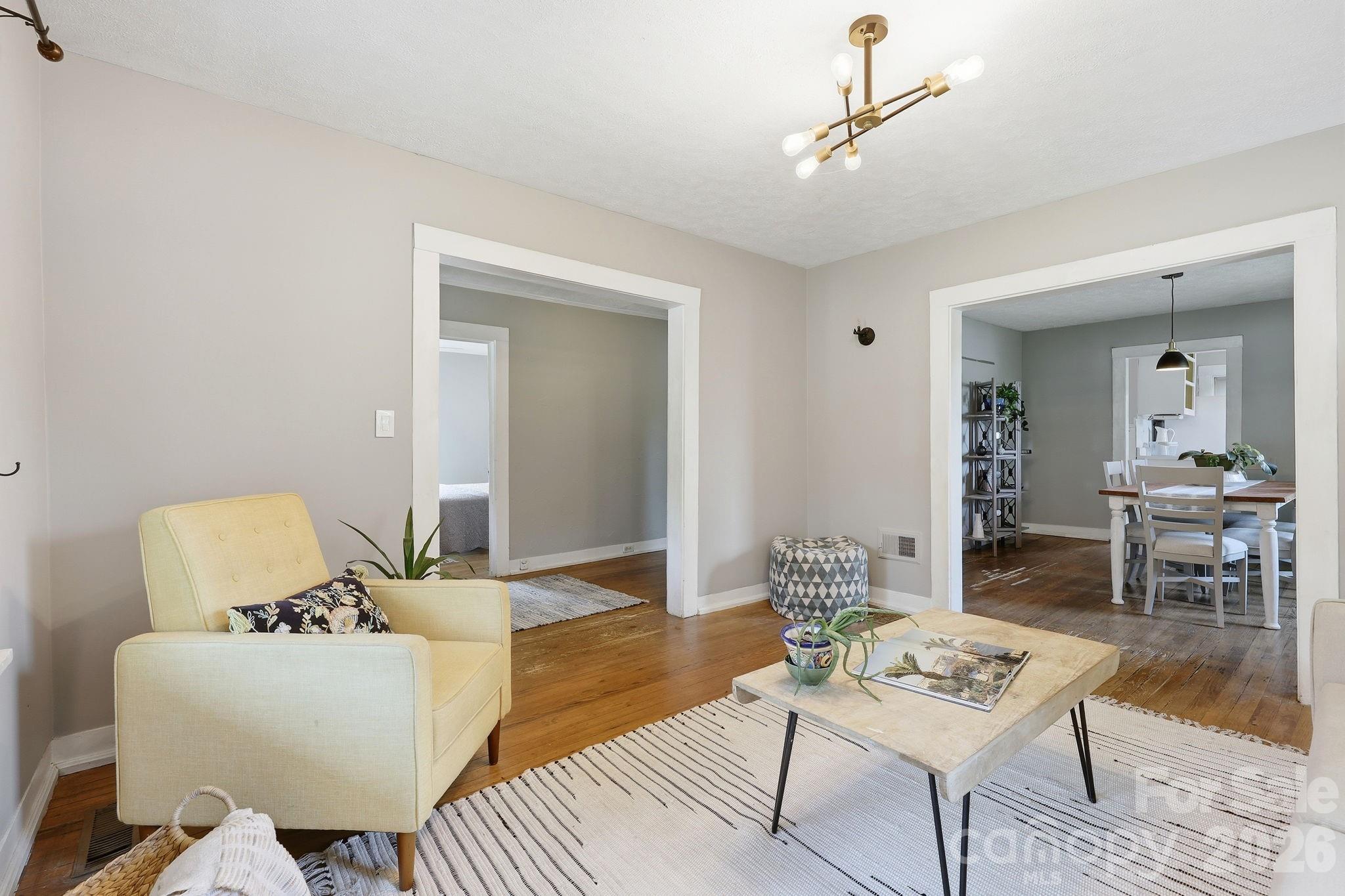 21 Clemmons Street — Asheville