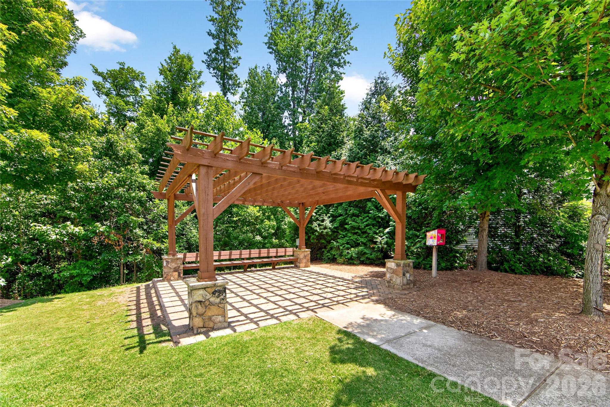 1357 Overlea Place NW — Concord