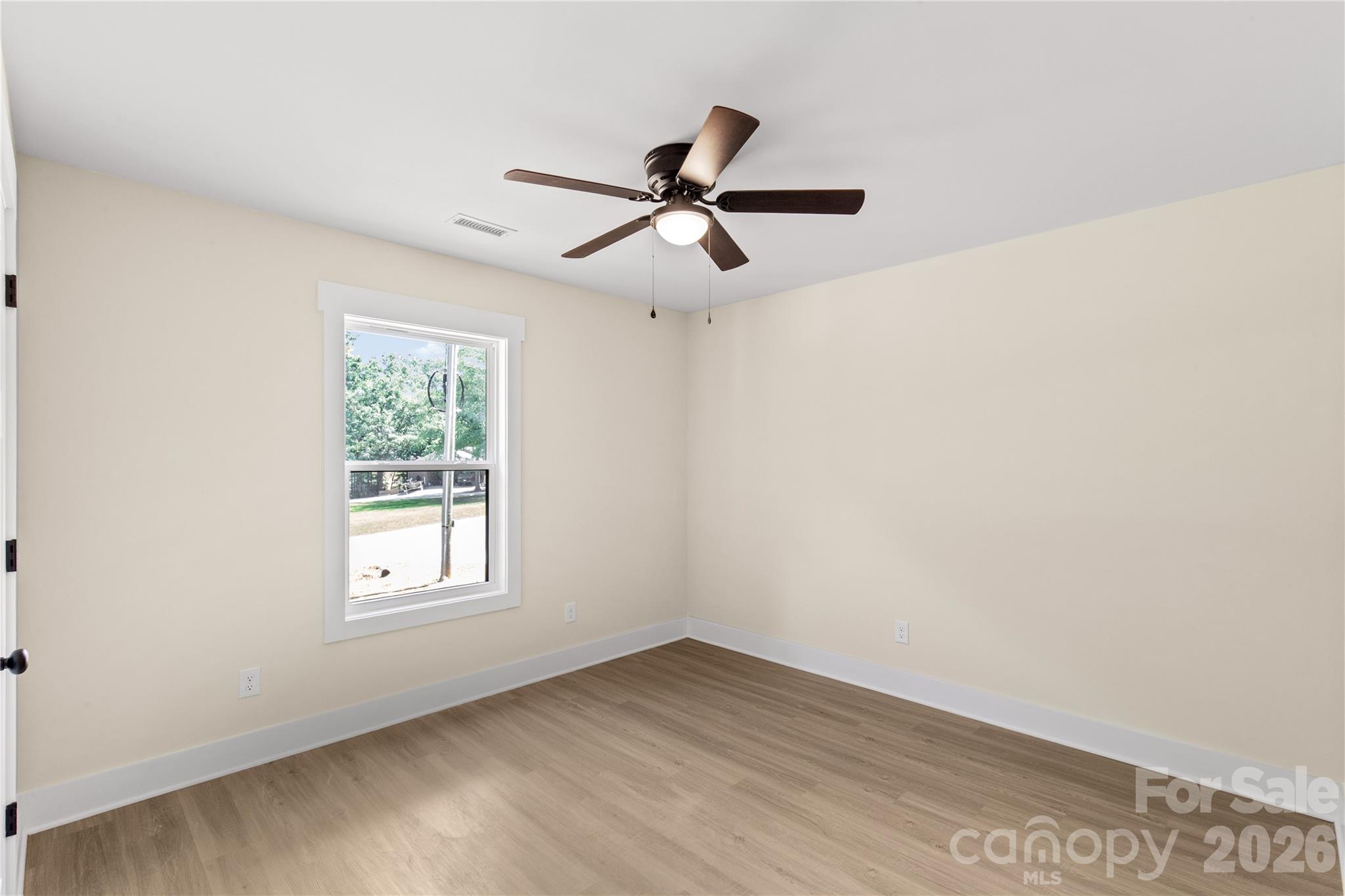 1433 Mack Drive — McConnells