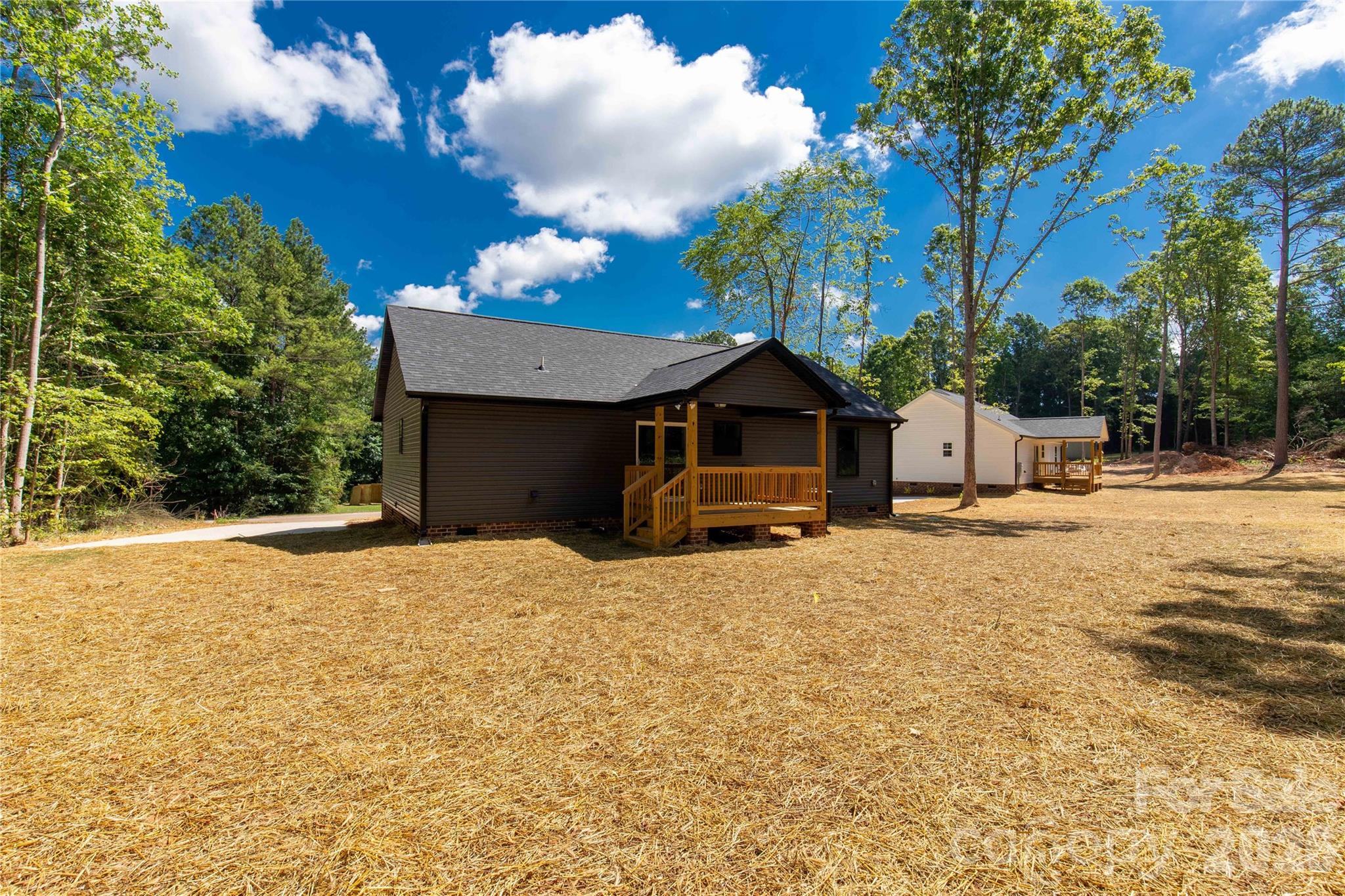 1433 Mack Drive — McConnells
