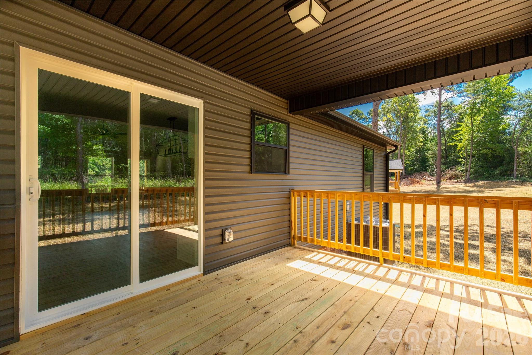 1433 Mack Drive — McConnells