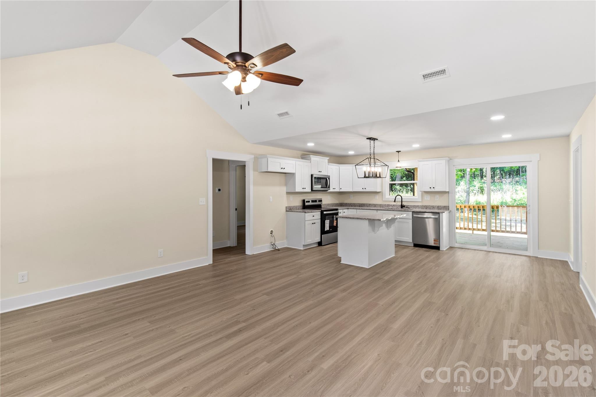 1433 Mack Drive — McConnells