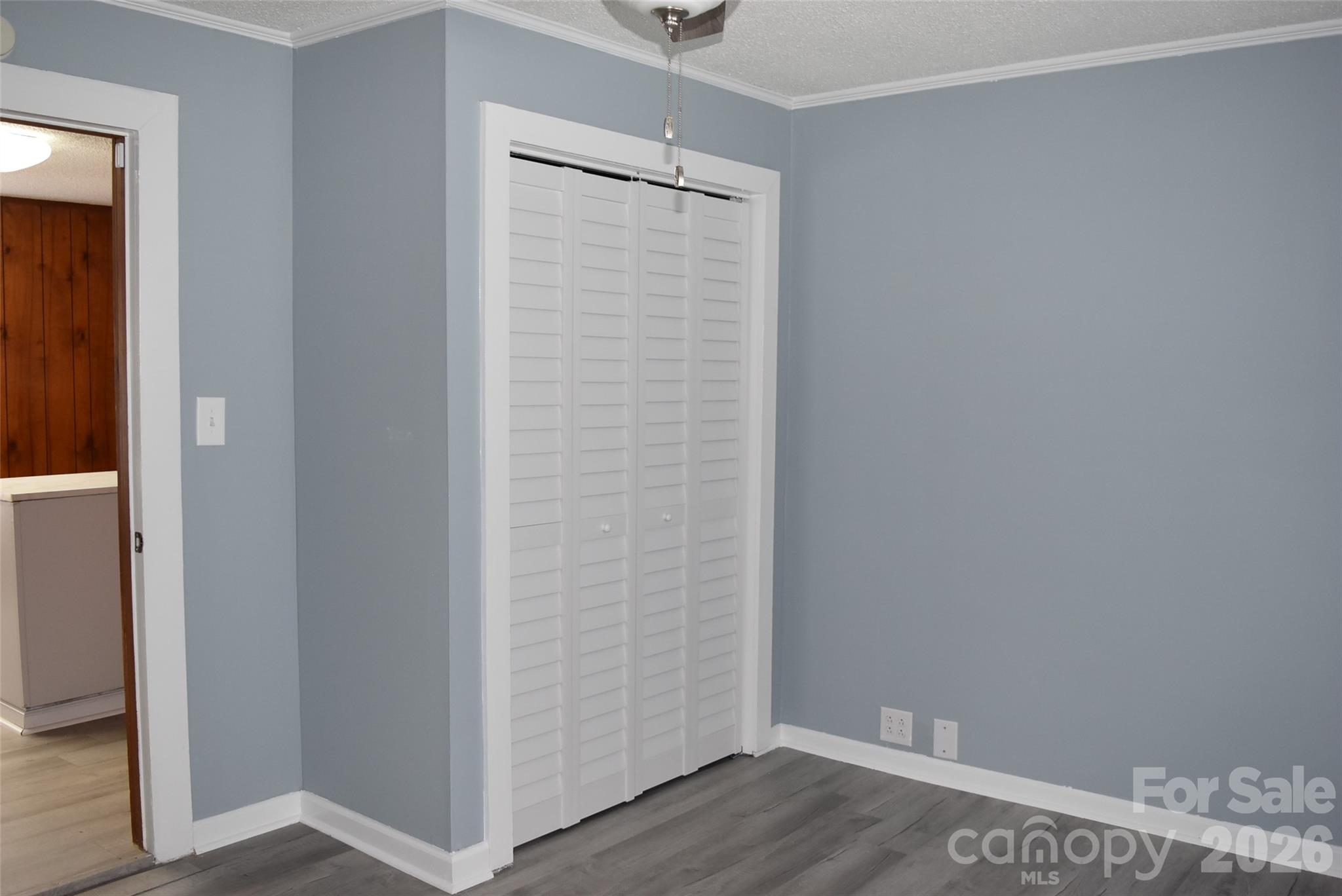 2825 Long Avenue E — Ranlo