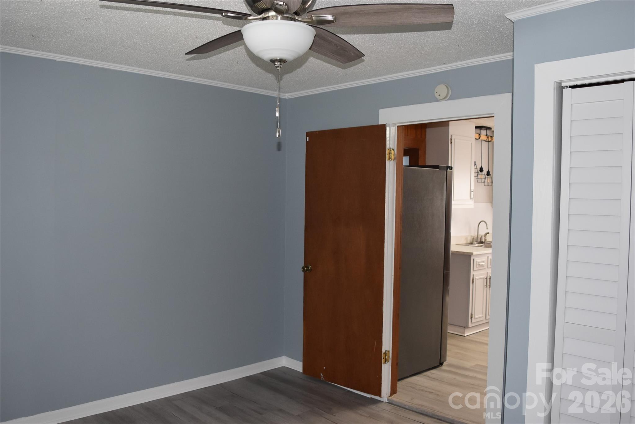2825 Long Avenue E — Ranlo