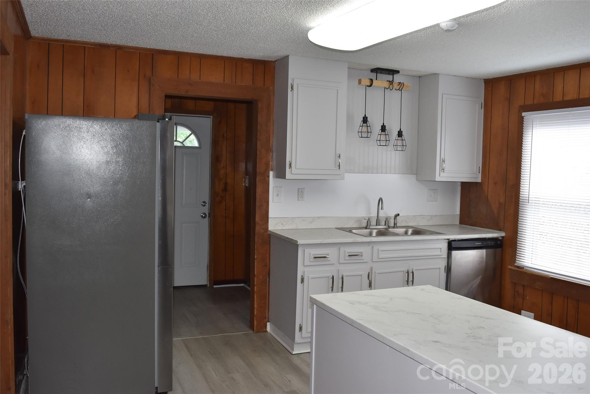 2825 Long Avenue E — Ranlo