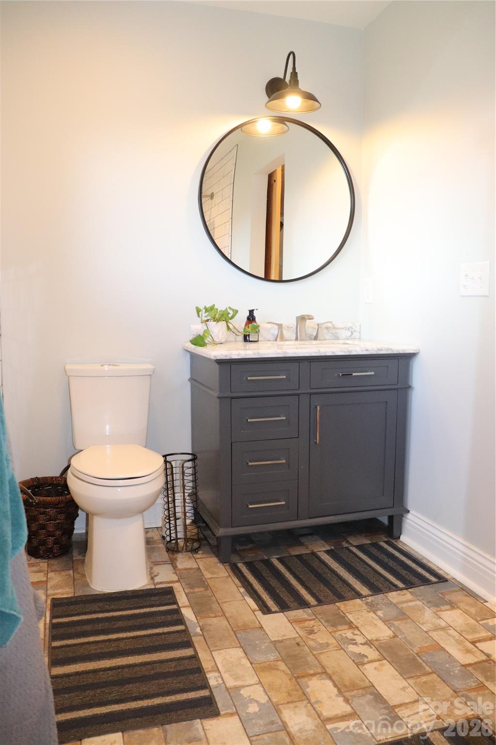 119 Hill Street — Granite Falls