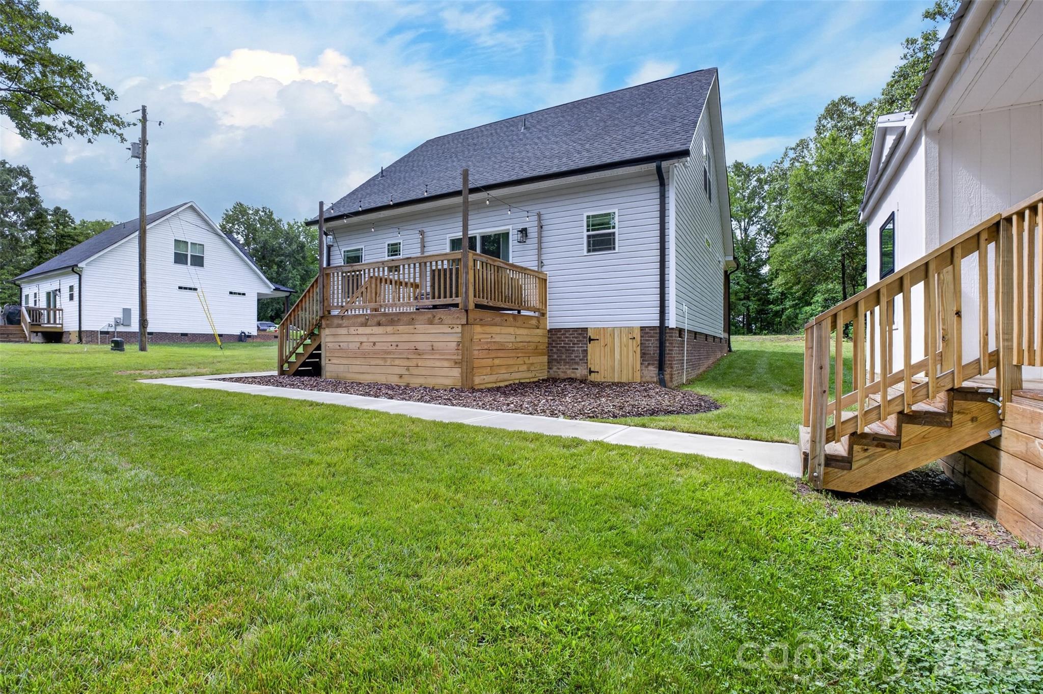1436 Panther Road — Lancaster