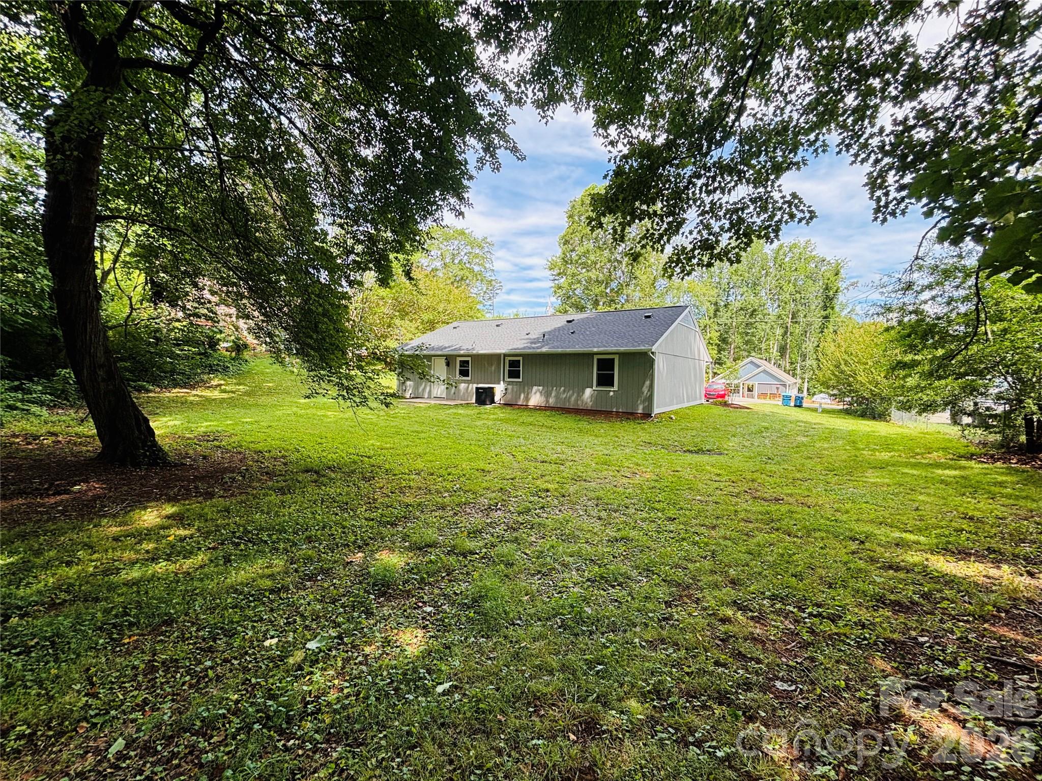 138 Oak Hill Drive — Forest City