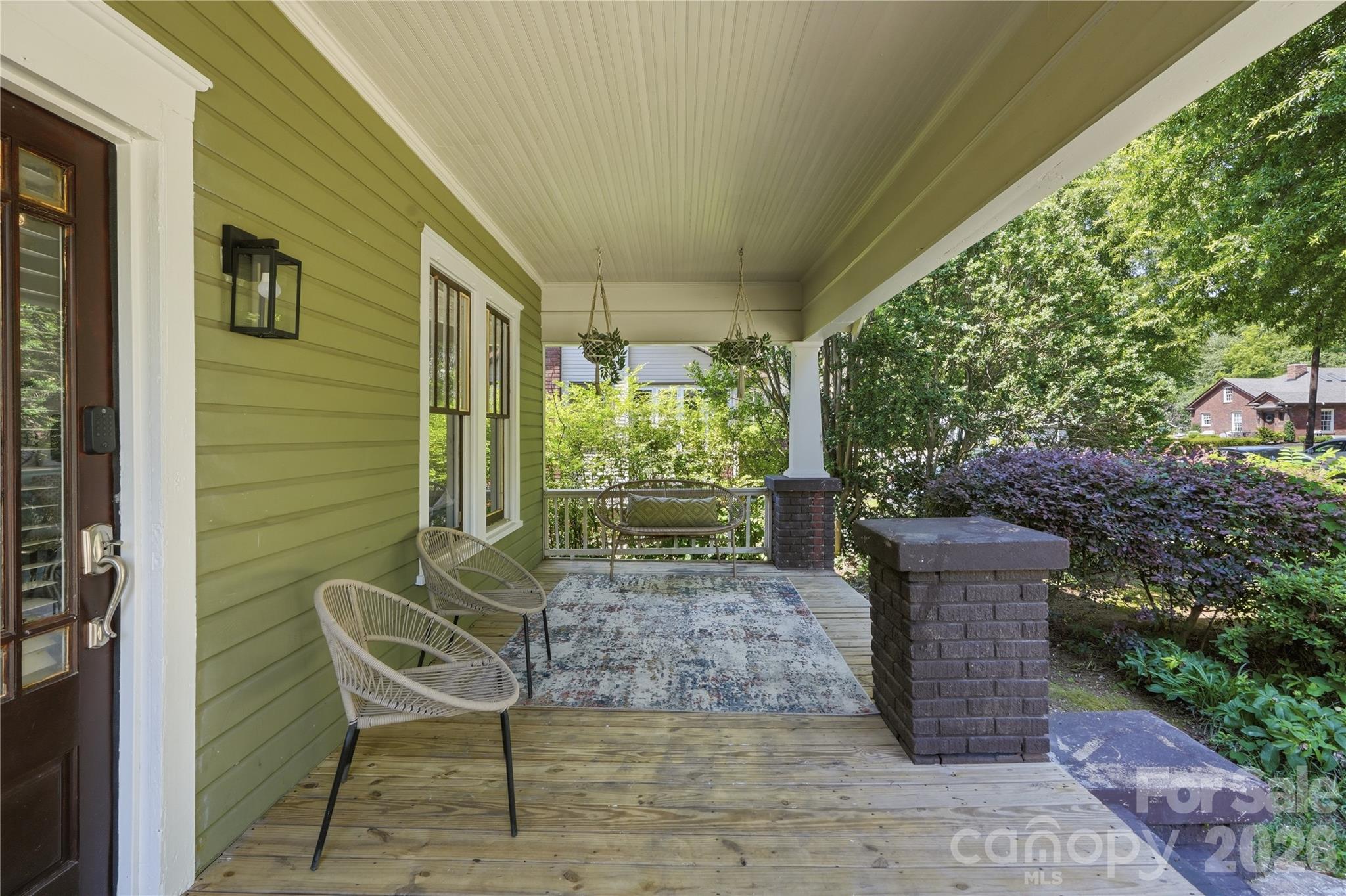 209 Grandin Road — Charlotte