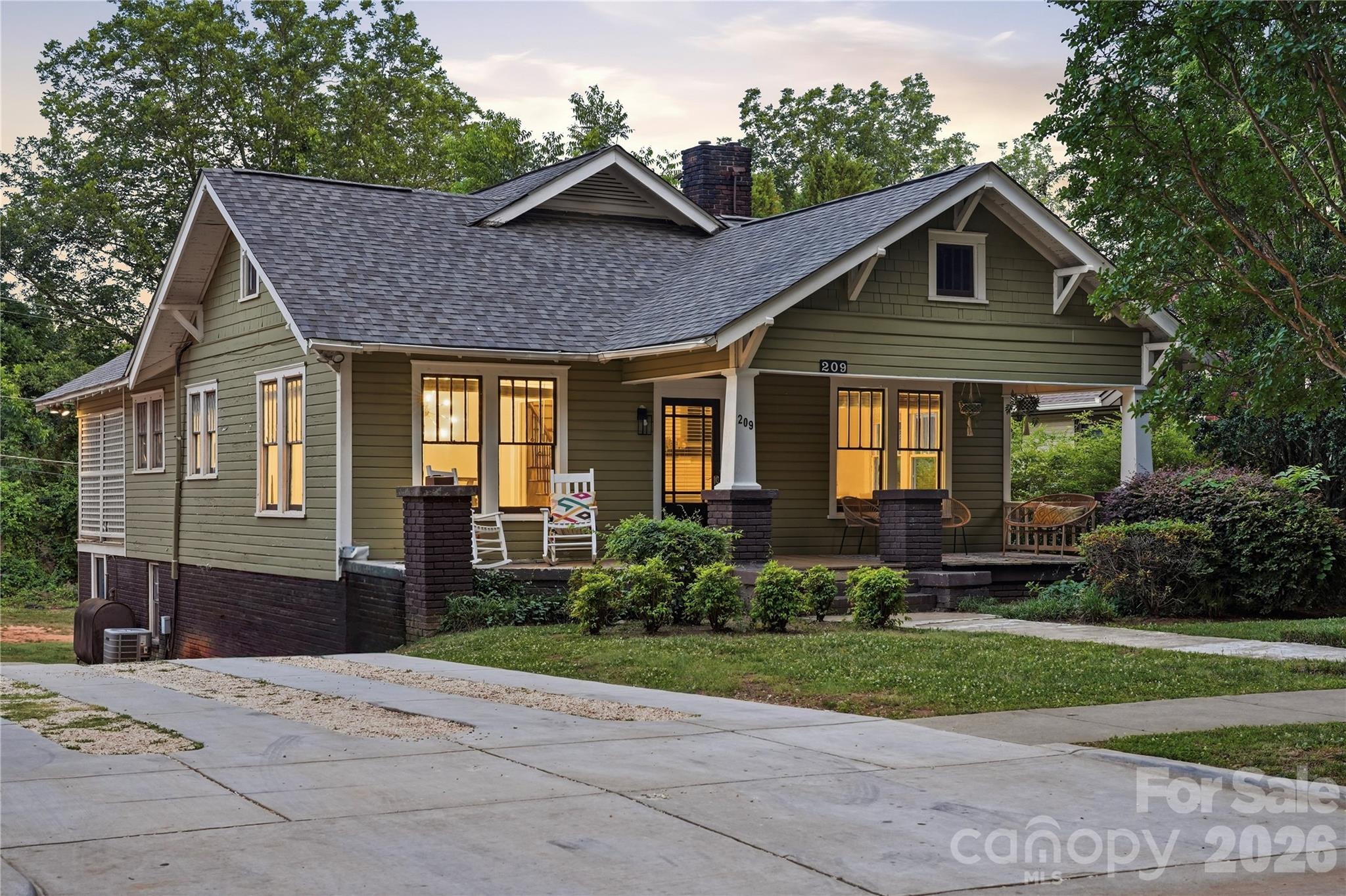 209 Grandin Road — Charlotte