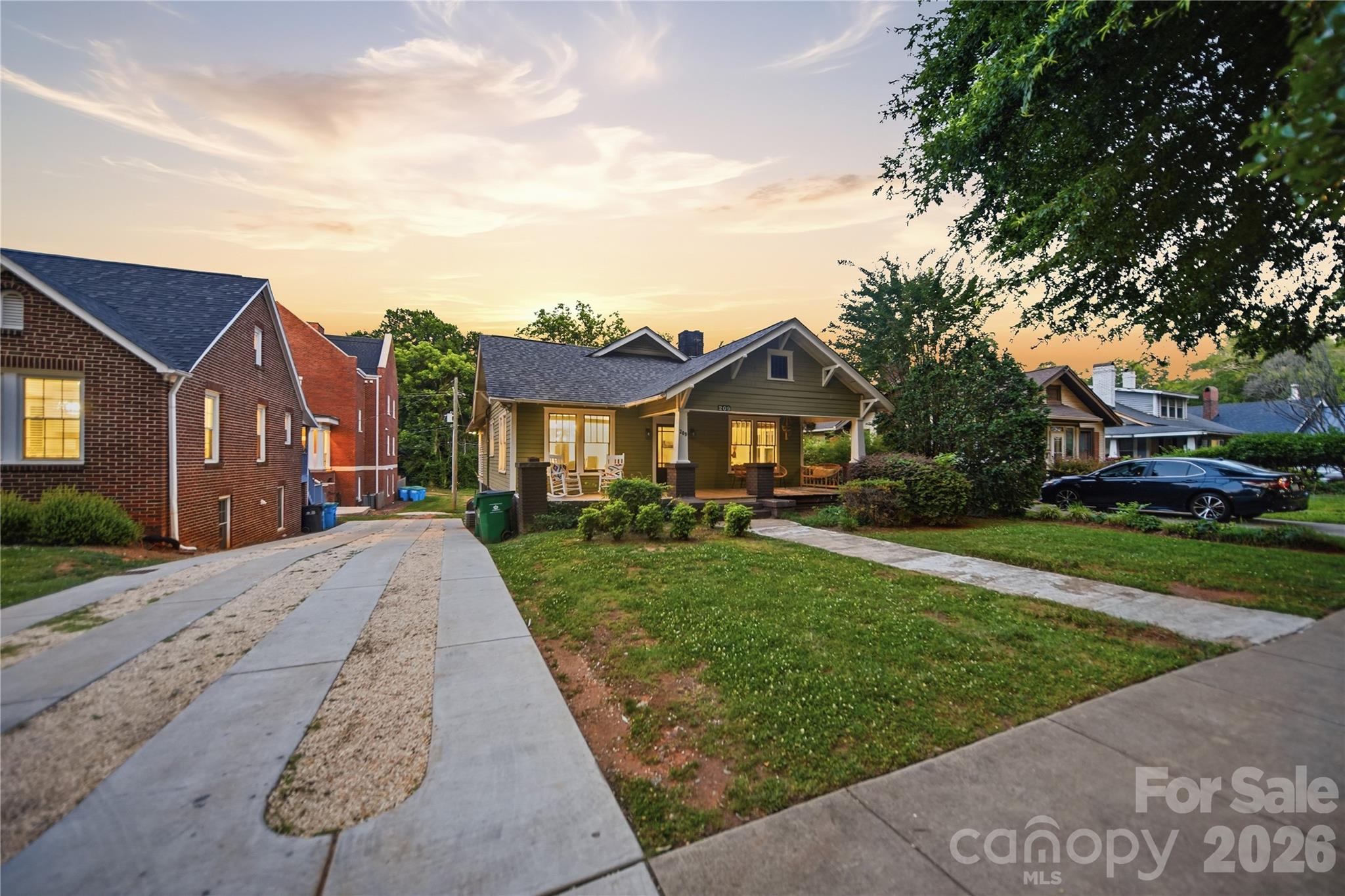209 Grandin Road — Charlotte