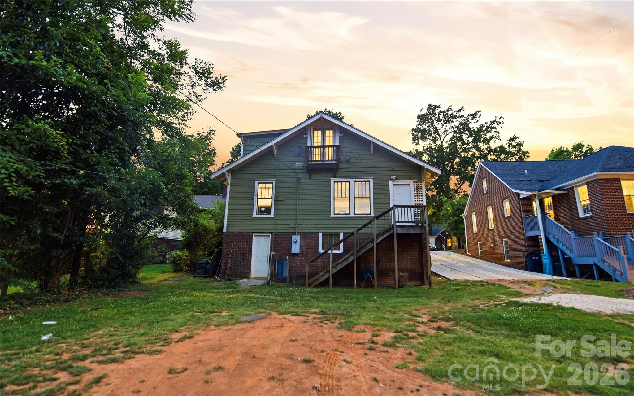 209 Grandin Road — Charlotte