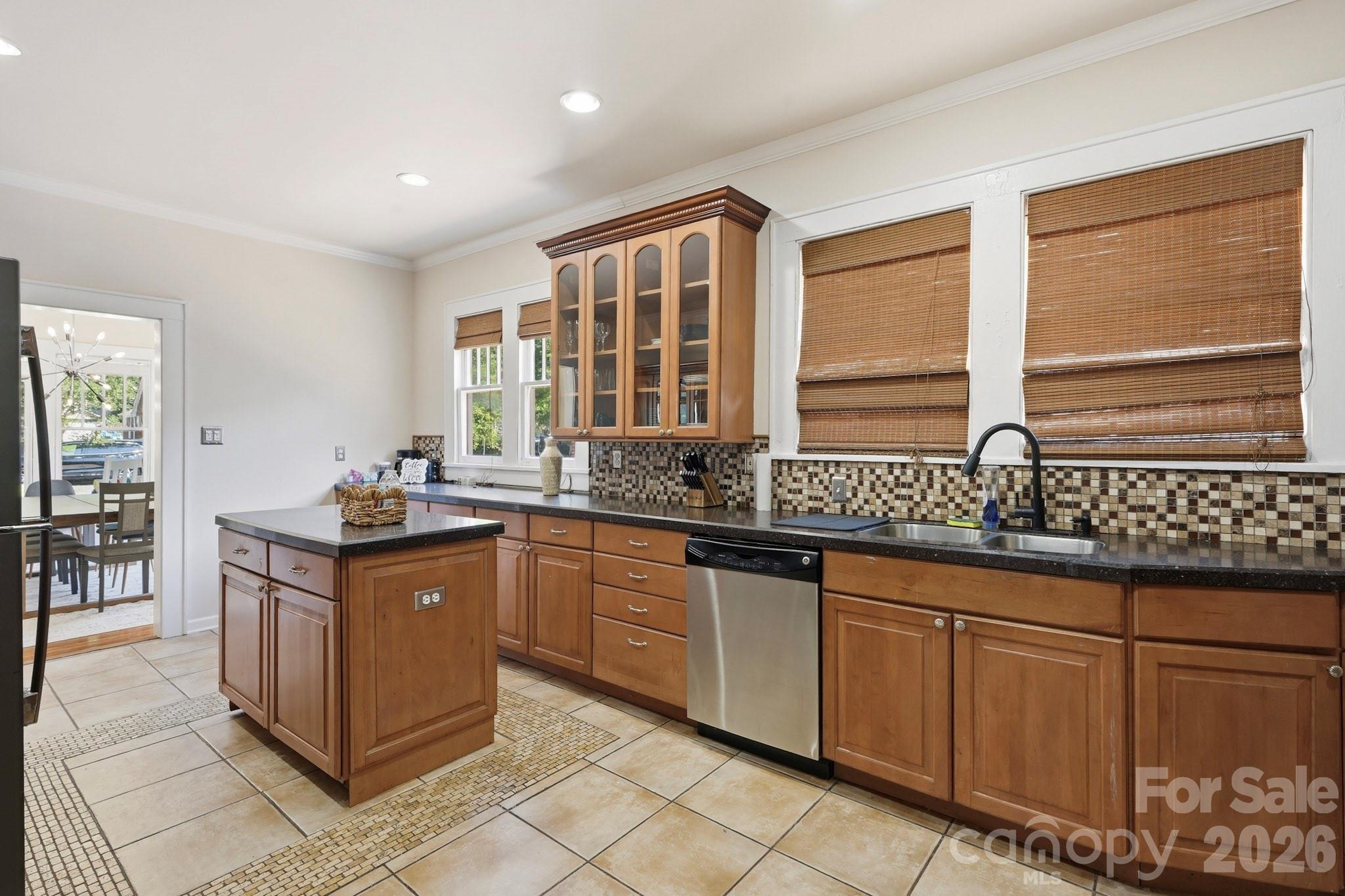 209 Grandin Road — Charlotte