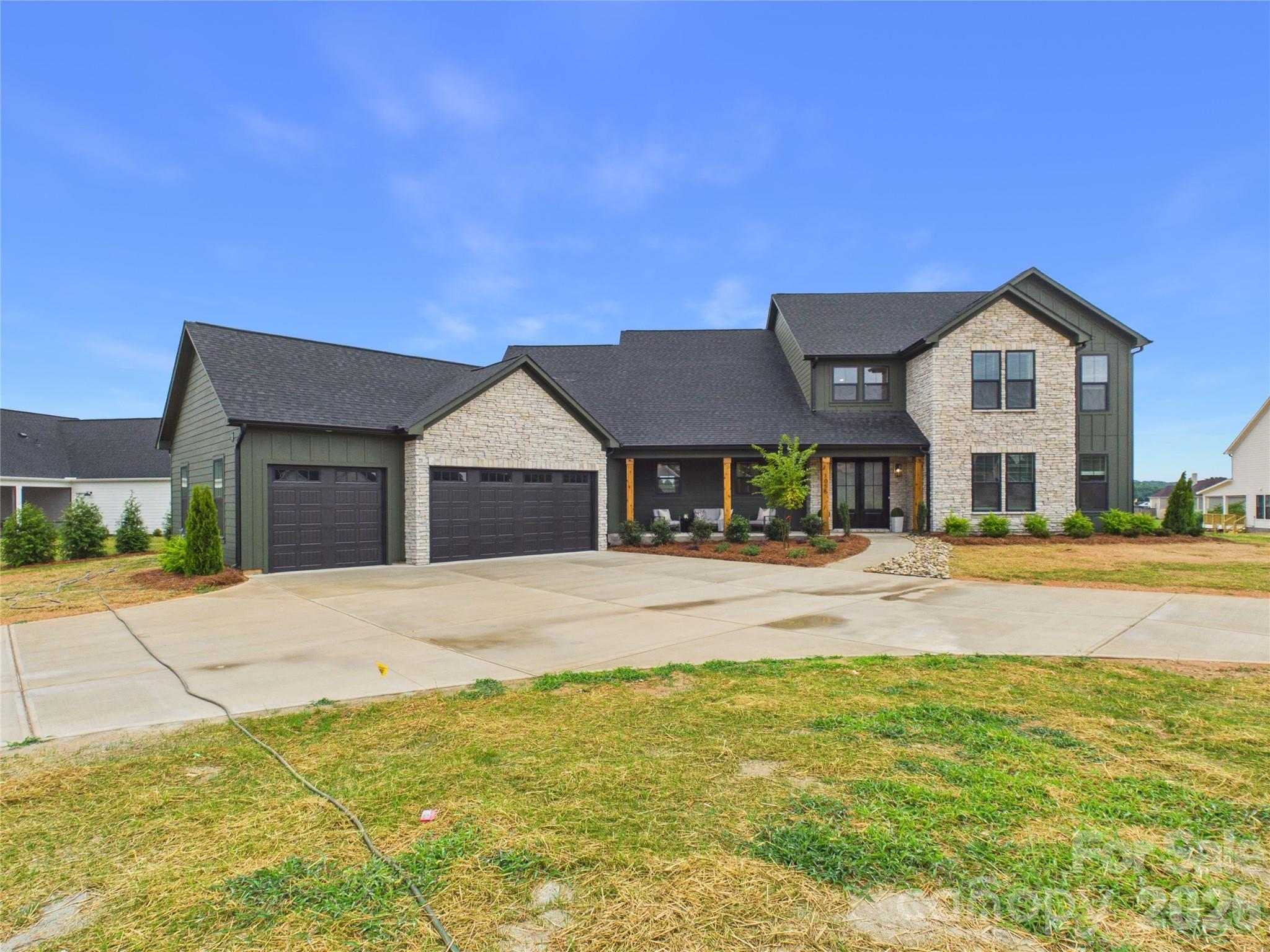 1055 Rolling Meadows Drive — Mooresville