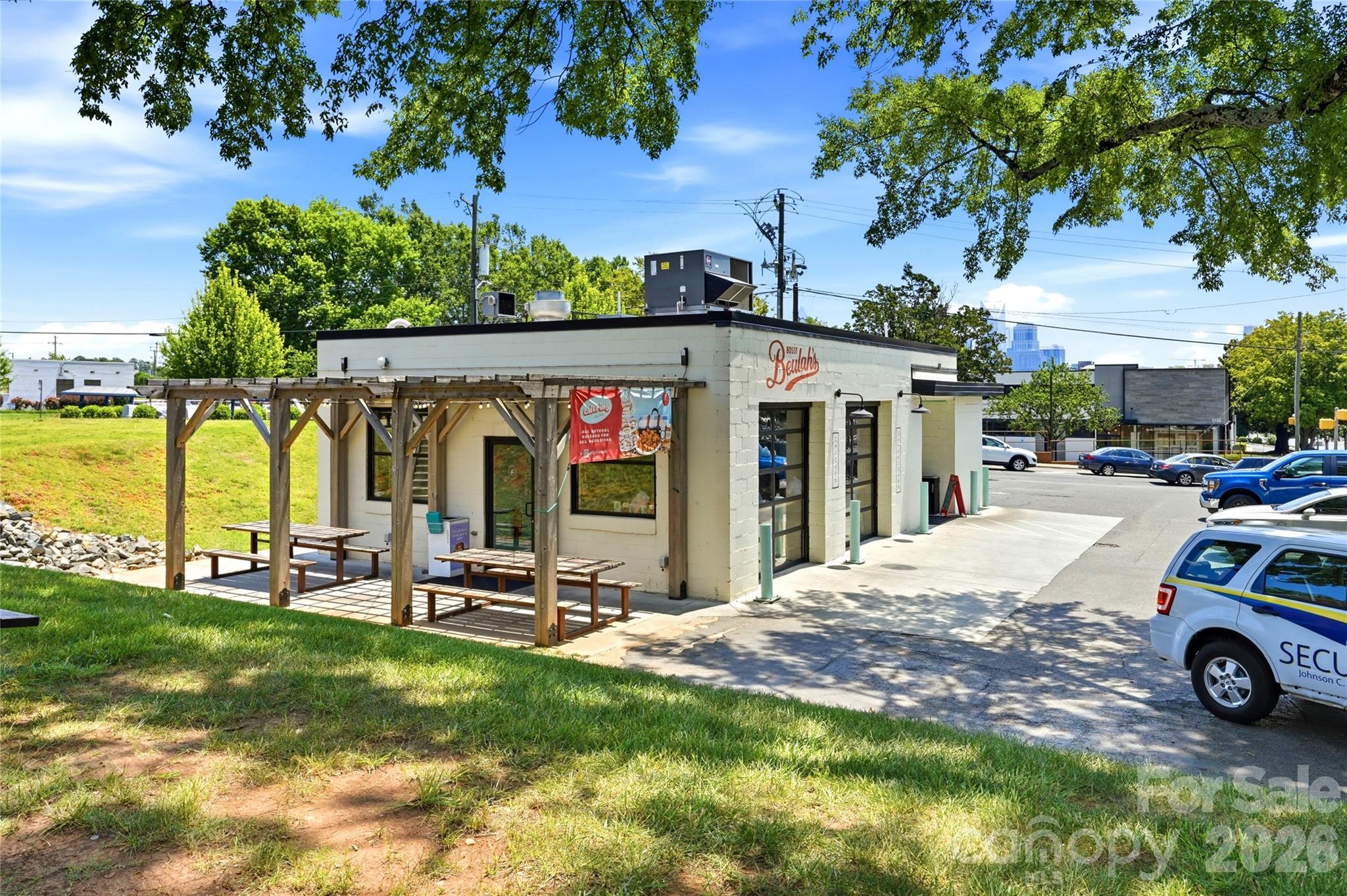 1411/1413 W 4th Street — Charlotte