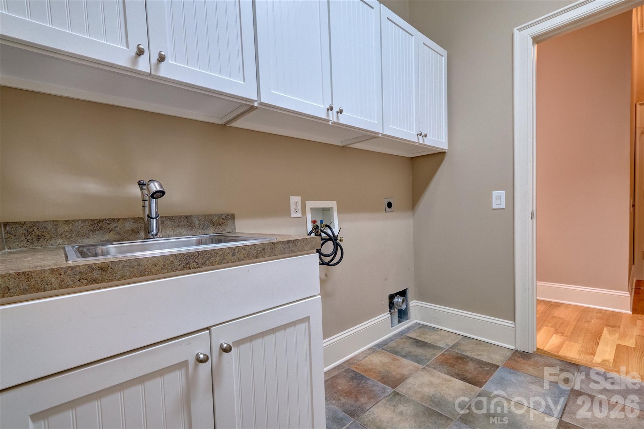 60 Marina Road — Lake Wylie
