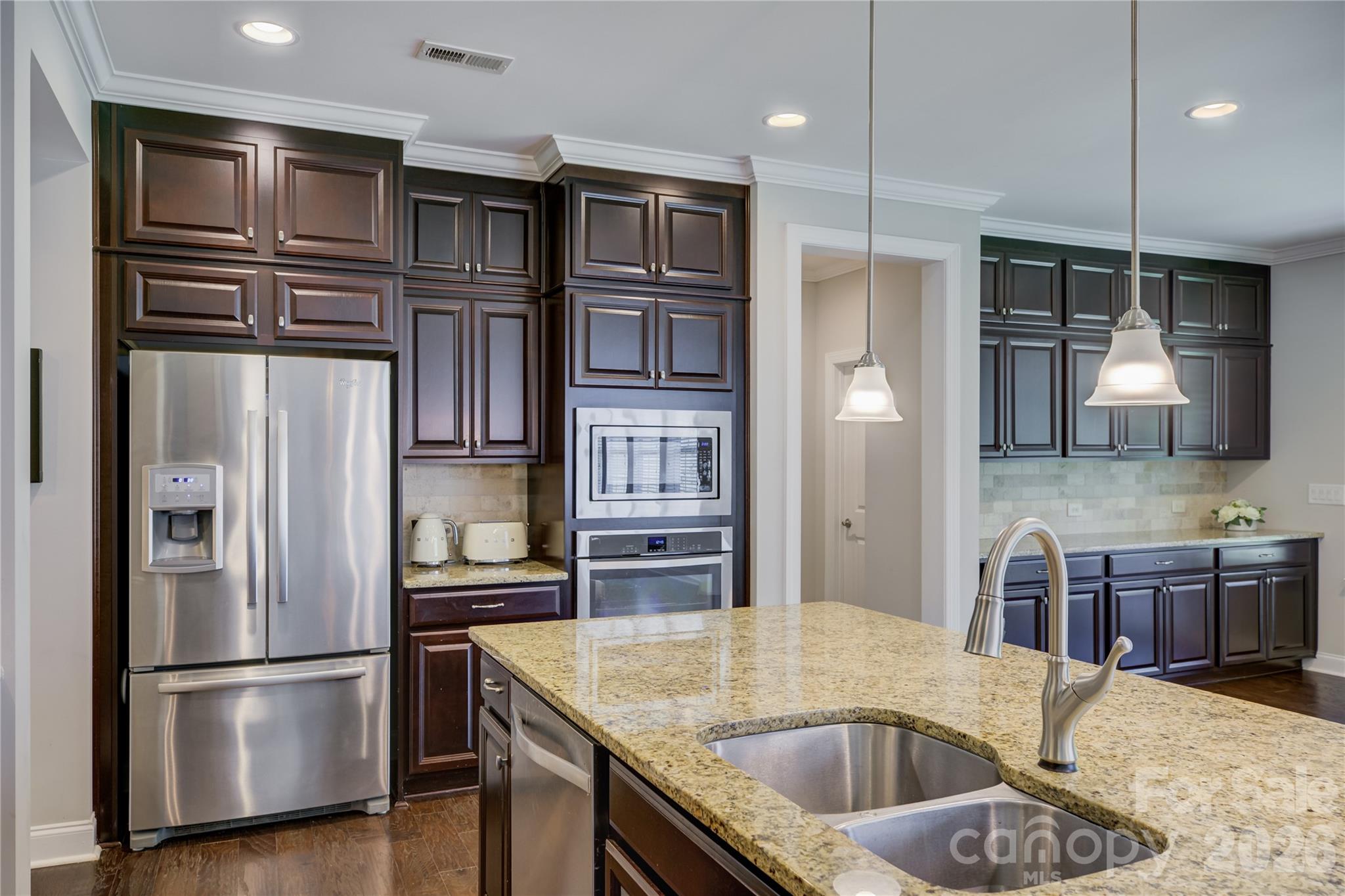 15417 Cimarron Hills Lane — Charlotte