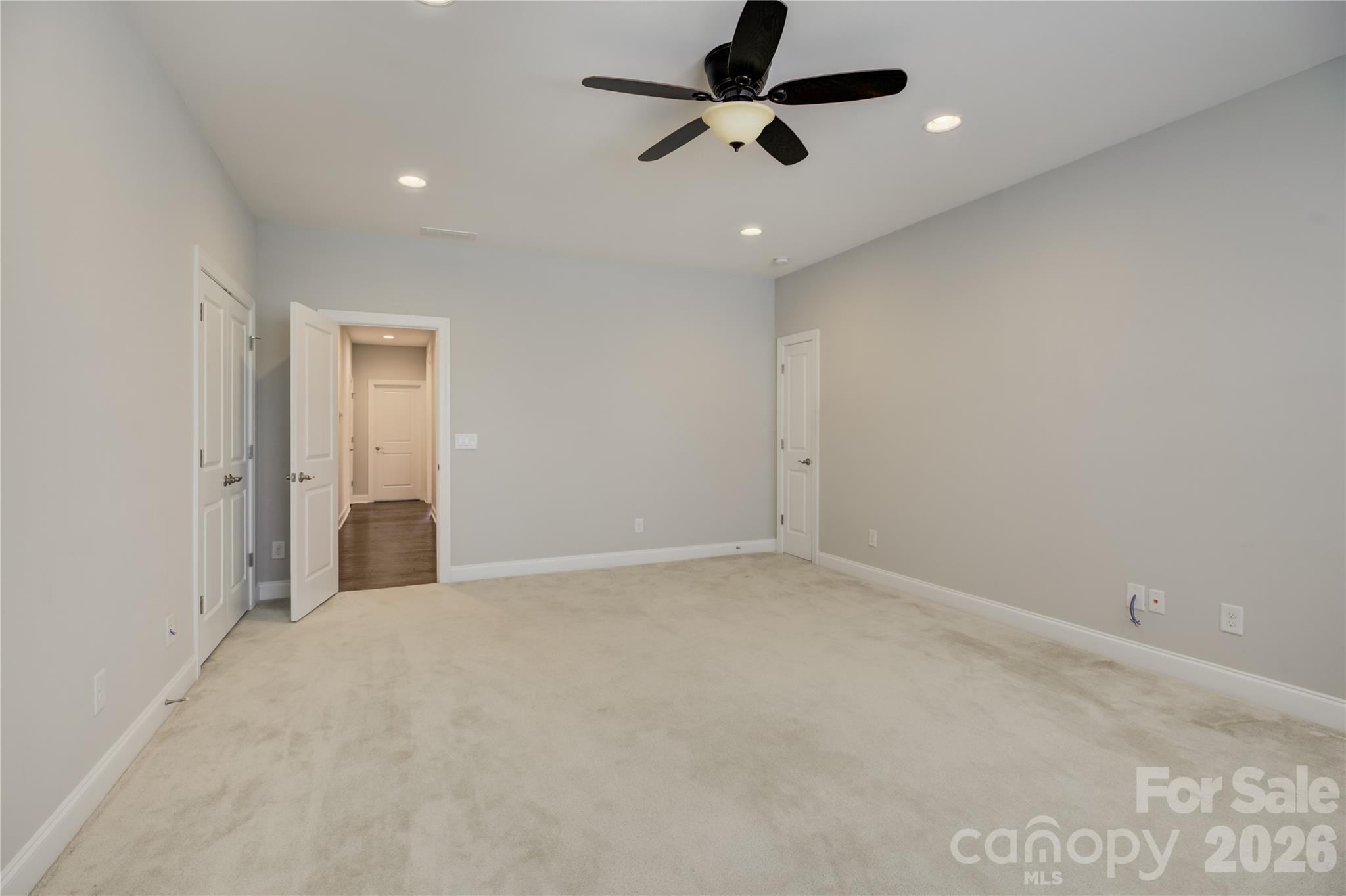 15417 Cimarron Hills Lane — Charlotte