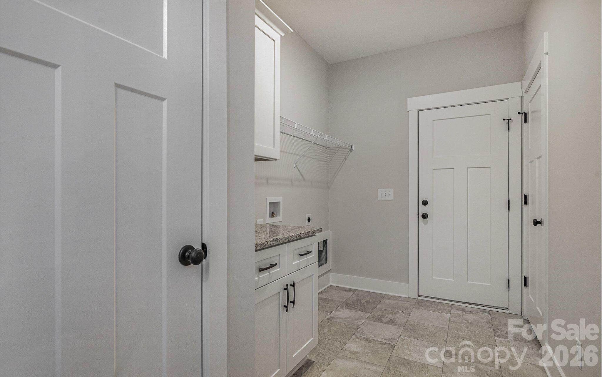 48 Tanseyleaf Drive — Smithfield