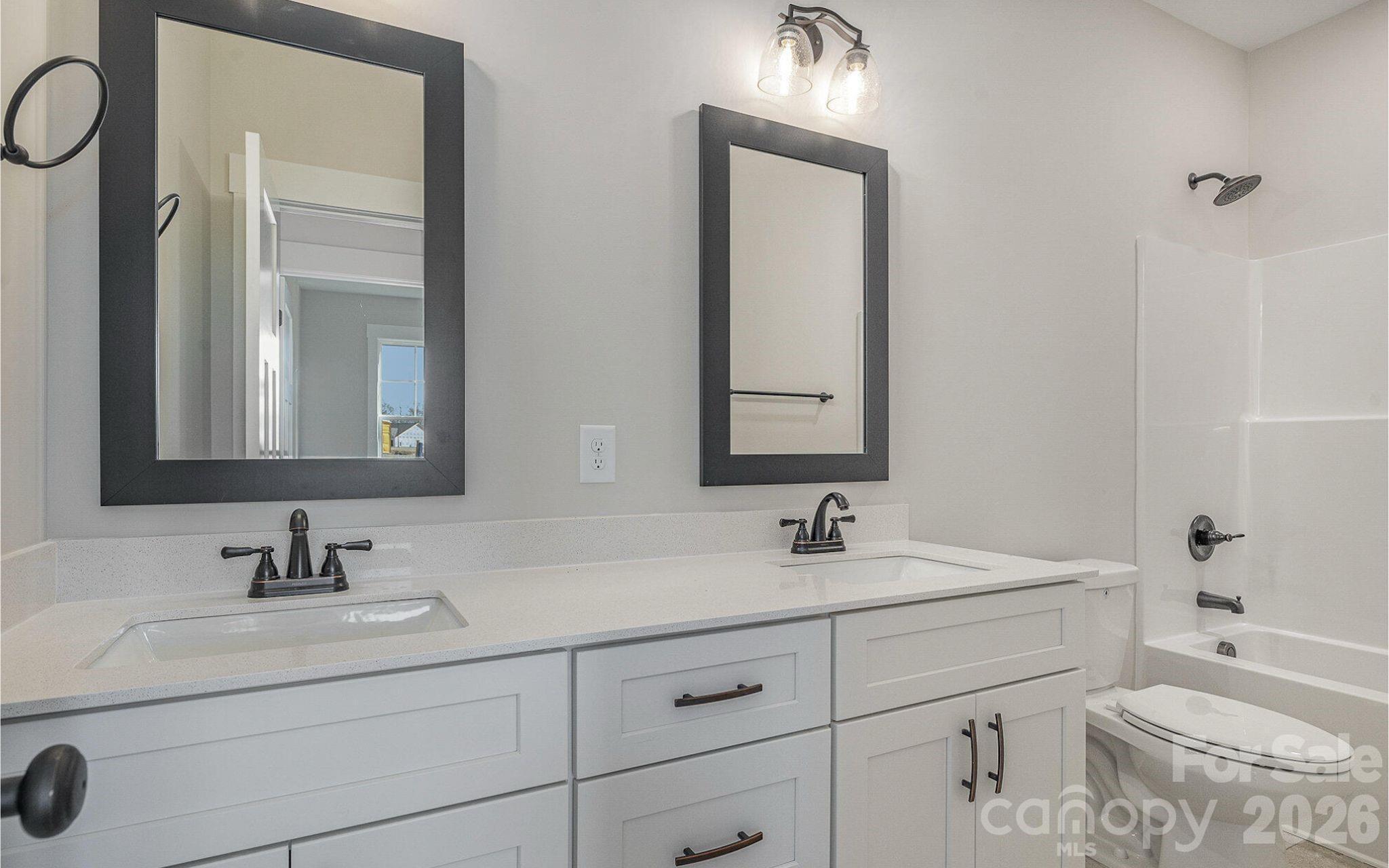 48 Tanseyleaf Drive — Smithfield