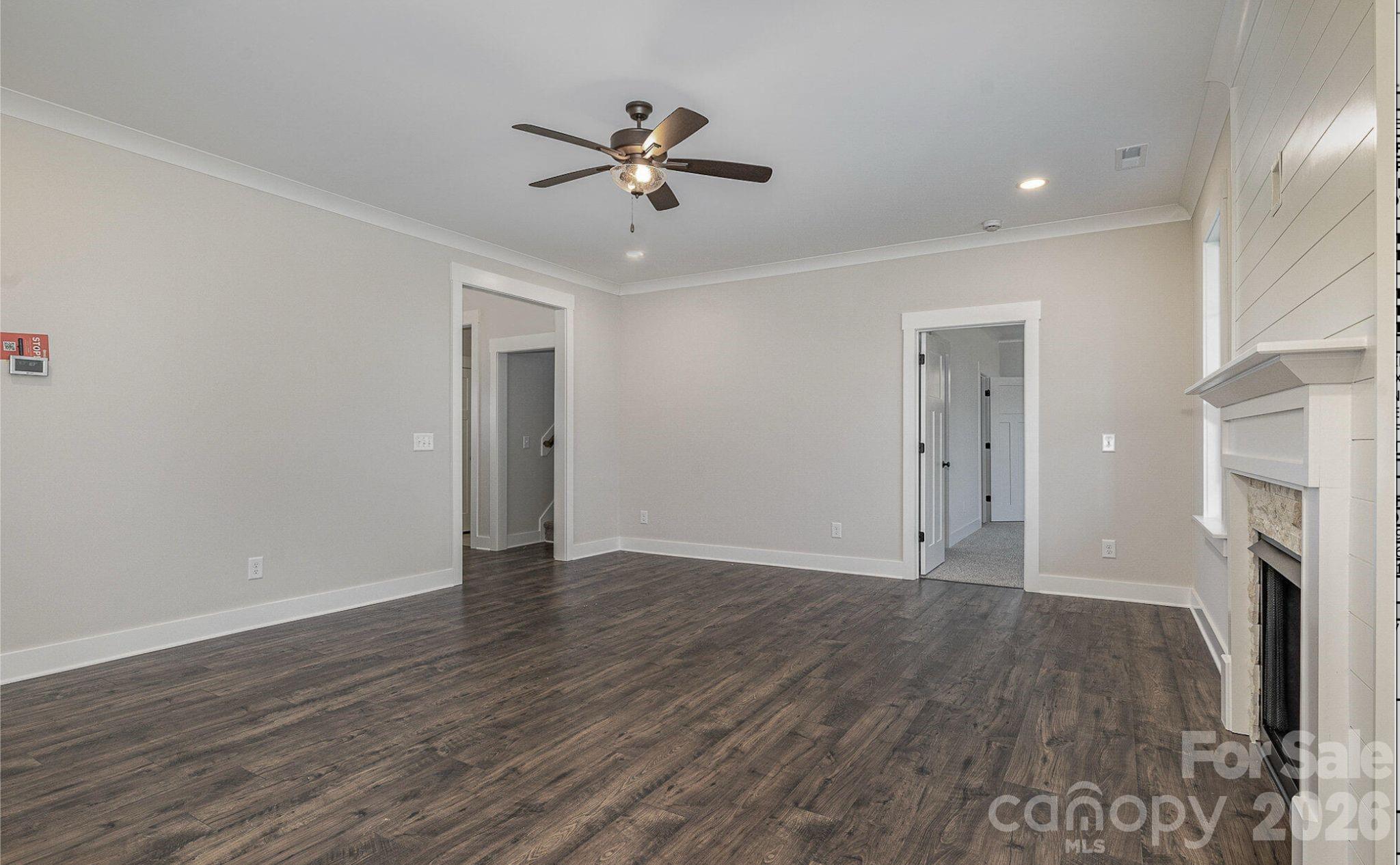 48 Tanseyleaf Drive — Smithfield