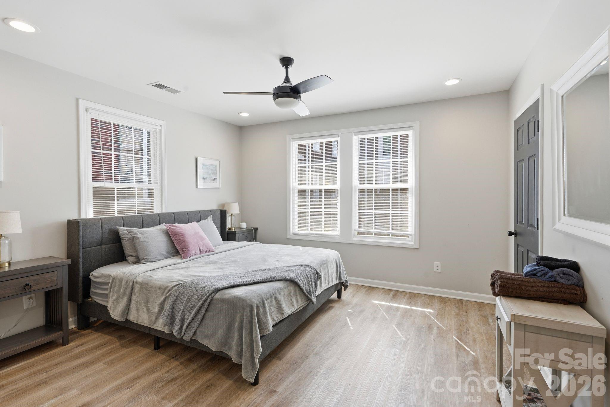 205 Grandin Road — Charlotte