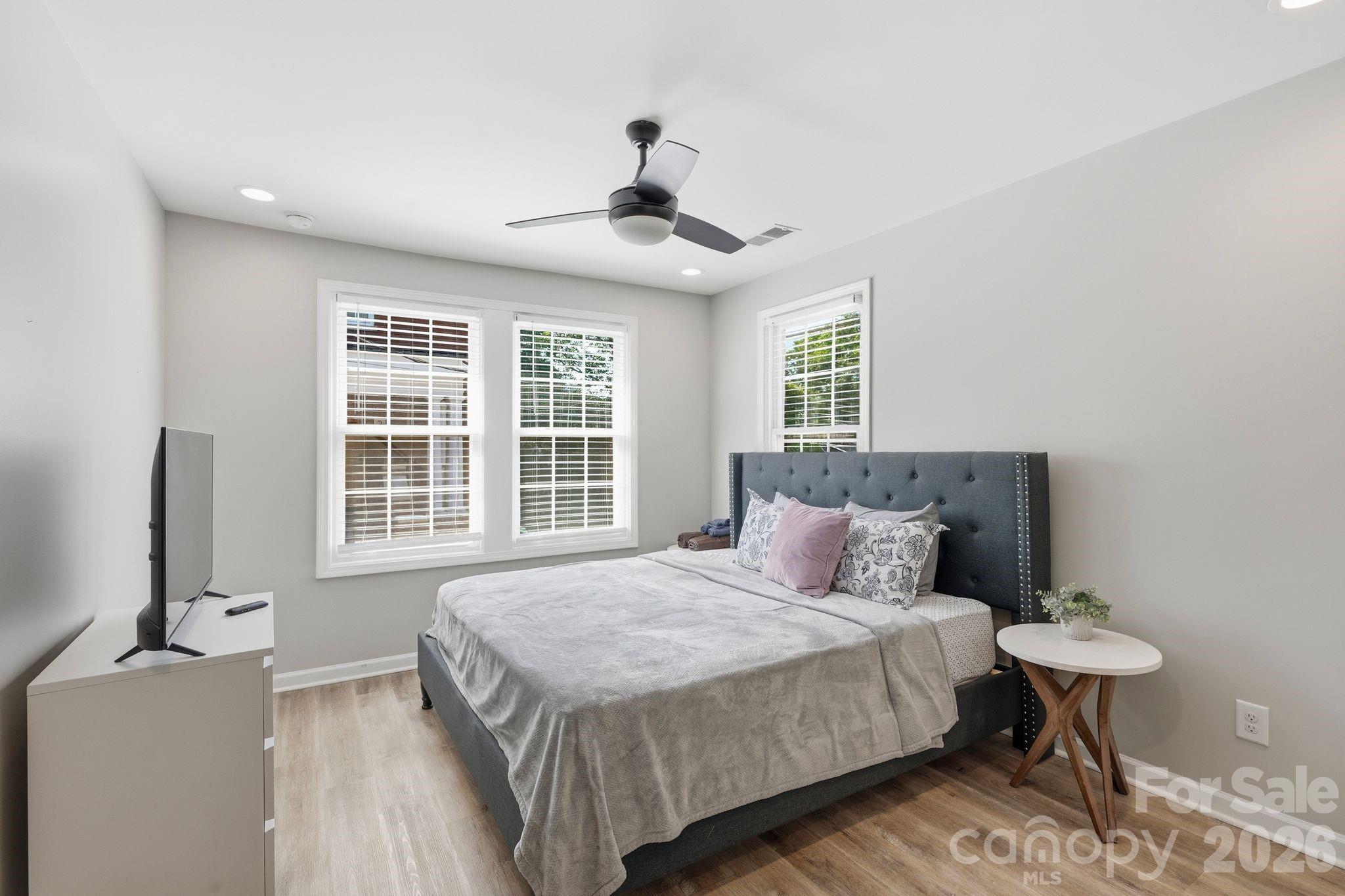 205 Grandin Road — Charlotte