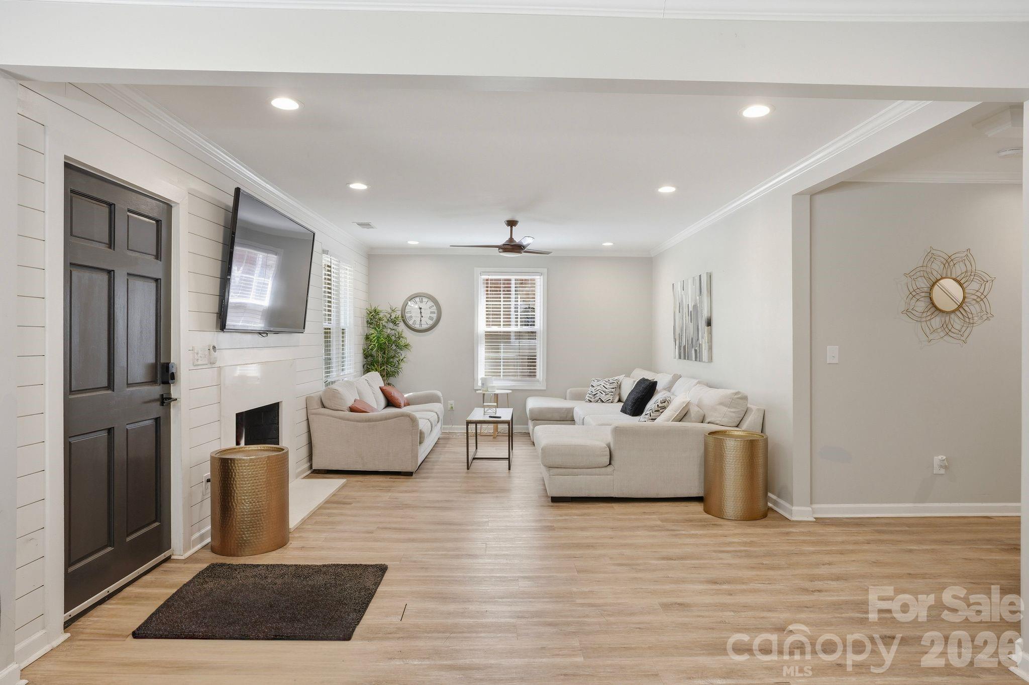 205 Grandin Road — Charlotte