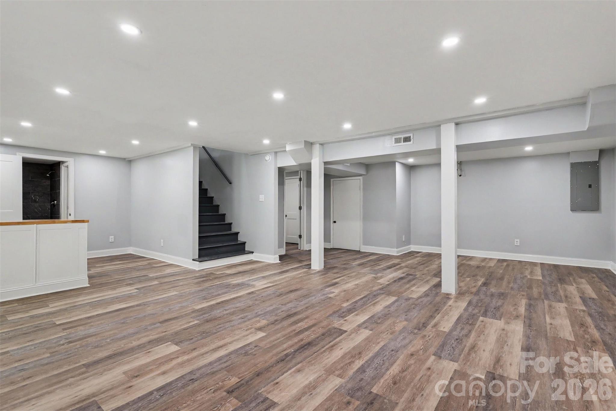 6917 Navajo Trail — Sherrills Ford