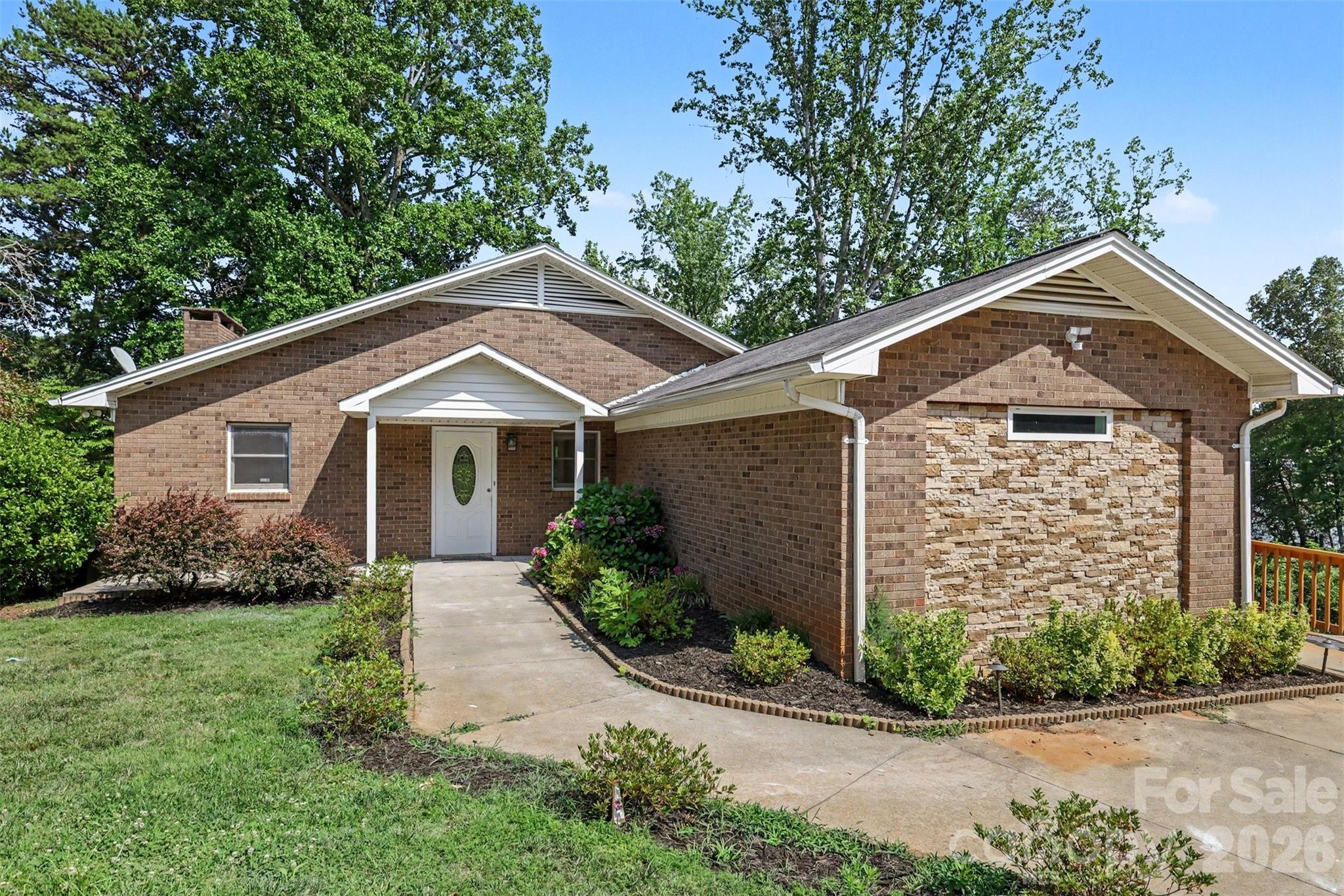 6917 Navajo Trail — Sherrills Ford