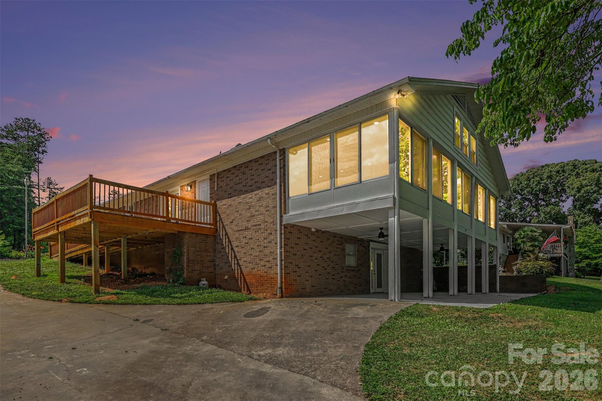 6917 Navajo Trail — Sherrills Ford
