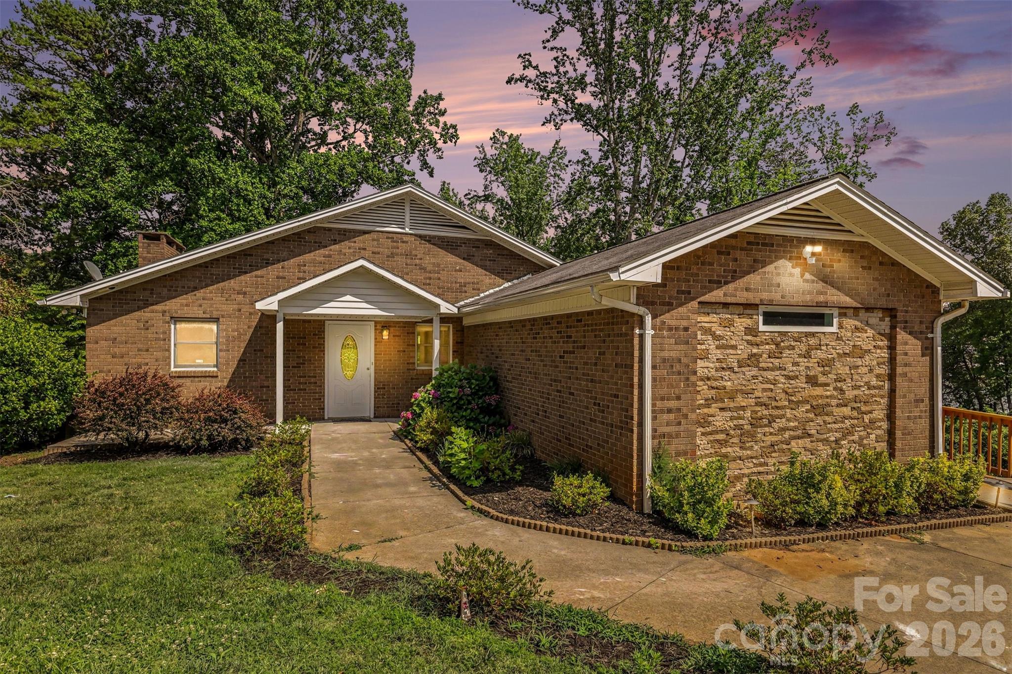 6917 Navajo Trail — Sherrills Ford