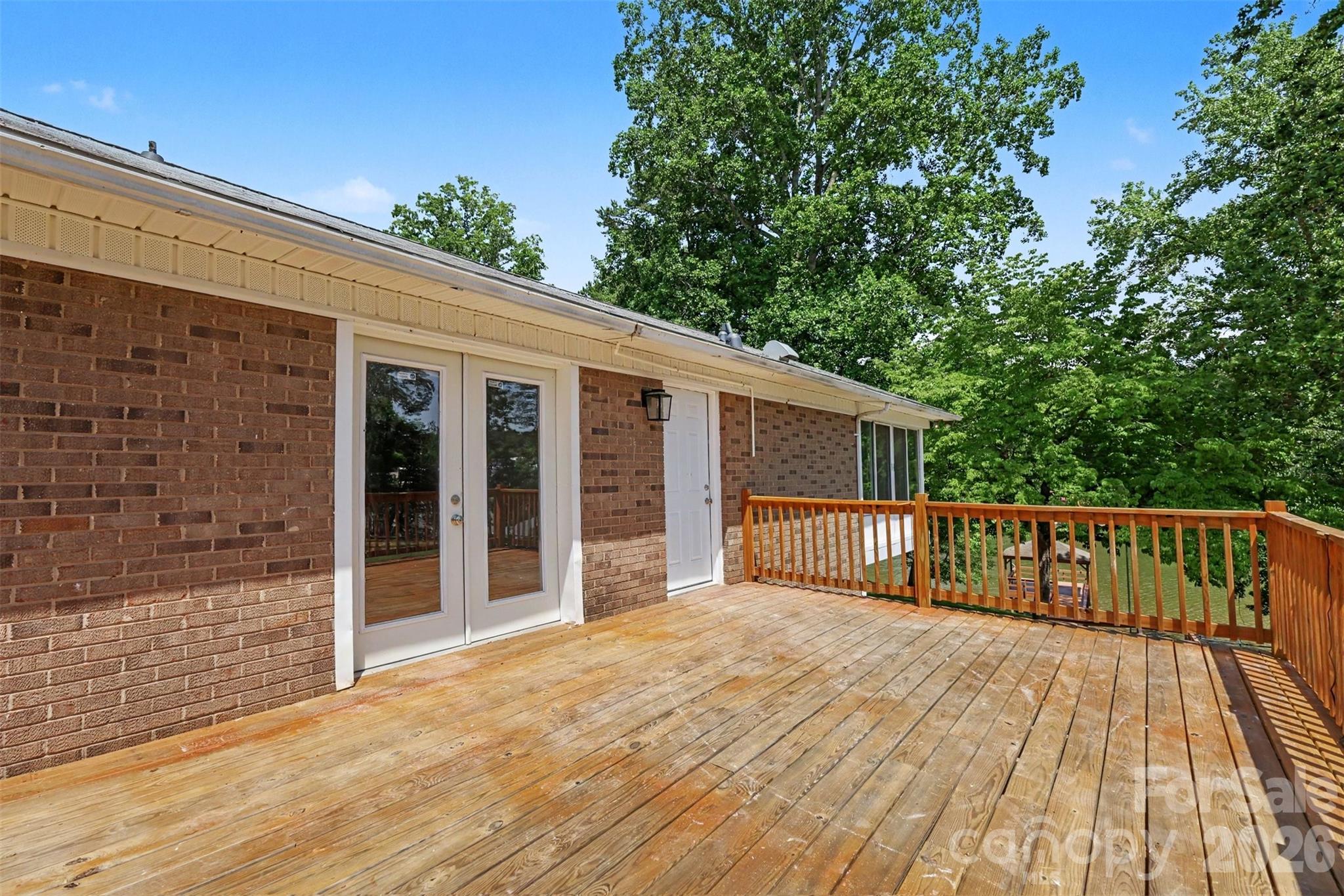 6917 Navajo Trail — Sherrills Ford
