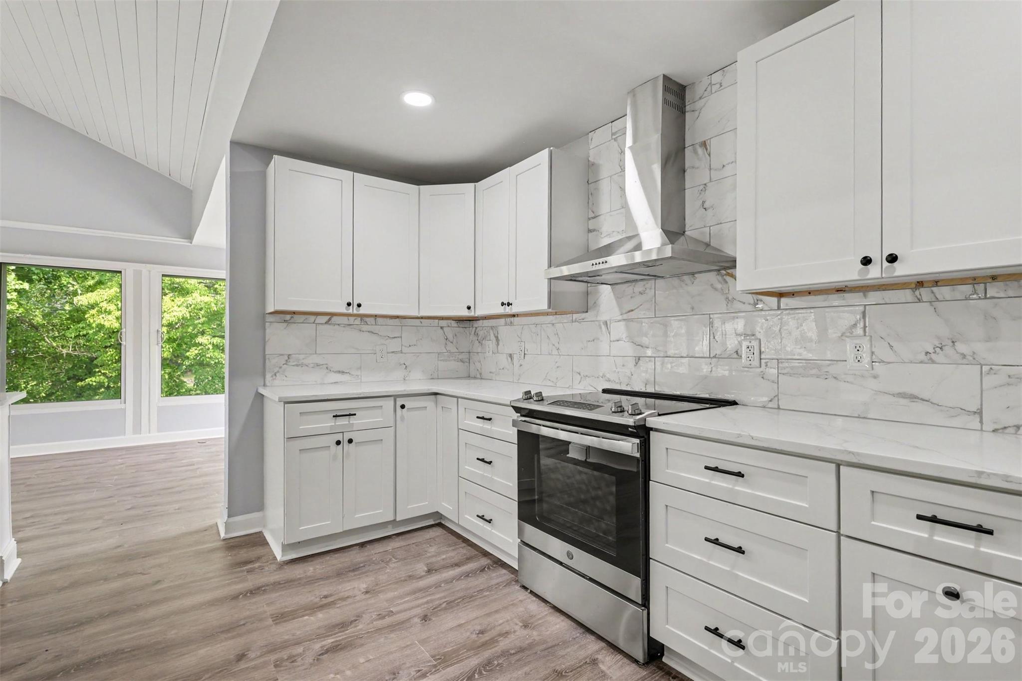 6917 Navajo Trail — Sherrills Ford